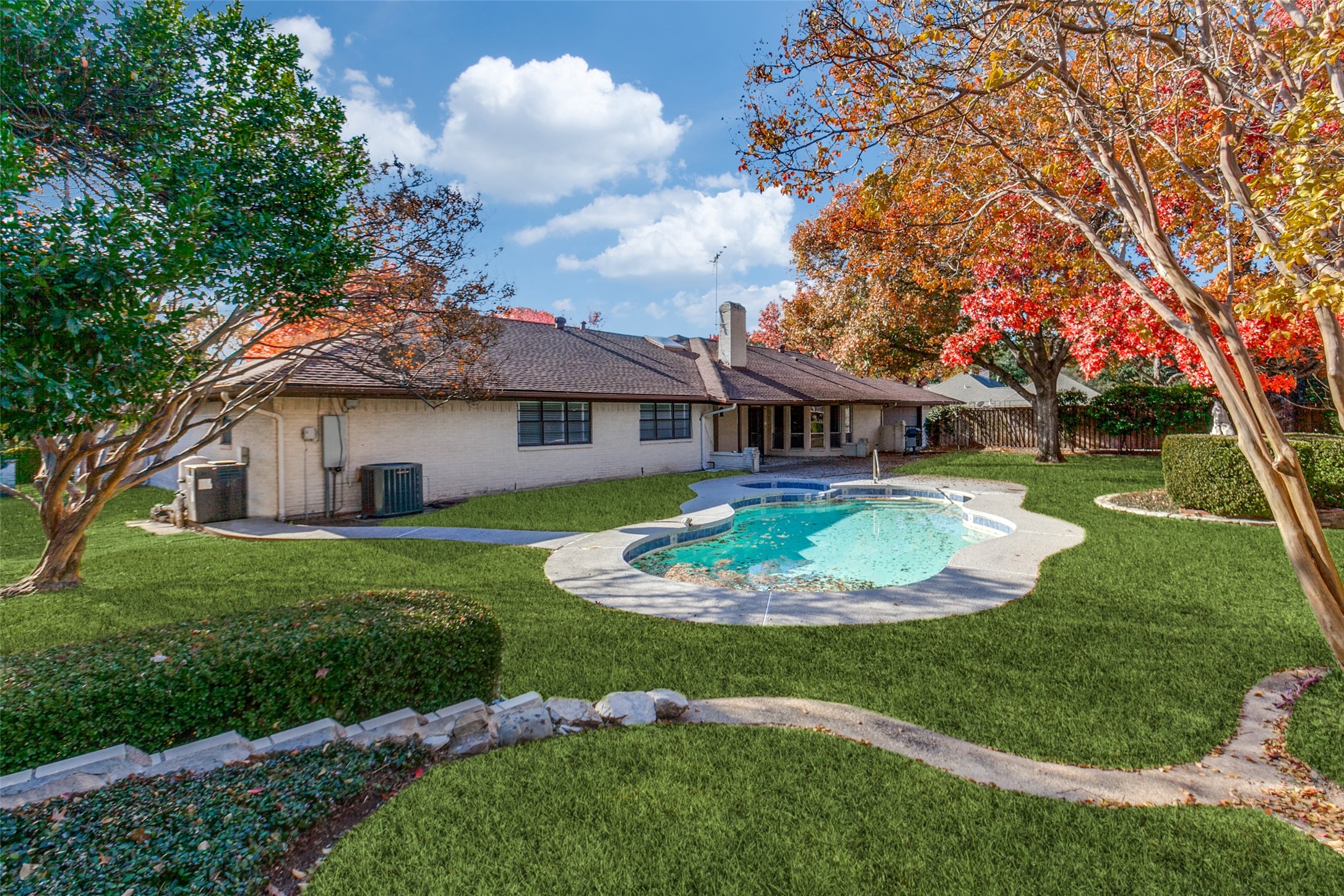 5529 Tanbark Road, Dallas, TX, 75229