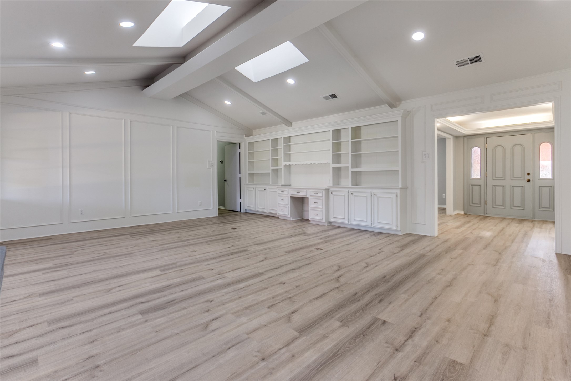 5529 Tanbark Road, Dallas, TX, 75229