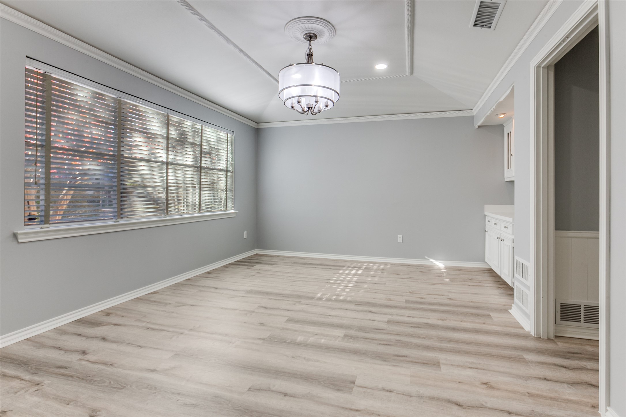 5529 Tanbark Road, Dallas, TX, 75229