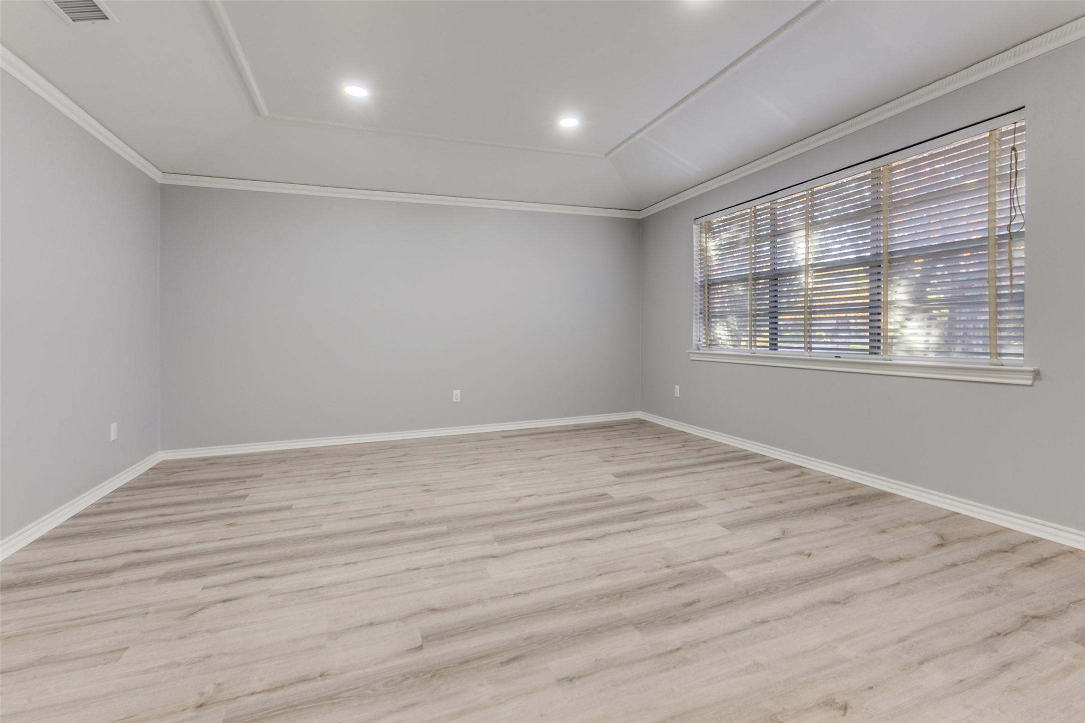 5529 Tanbark Road, Dallas, TX, 75229