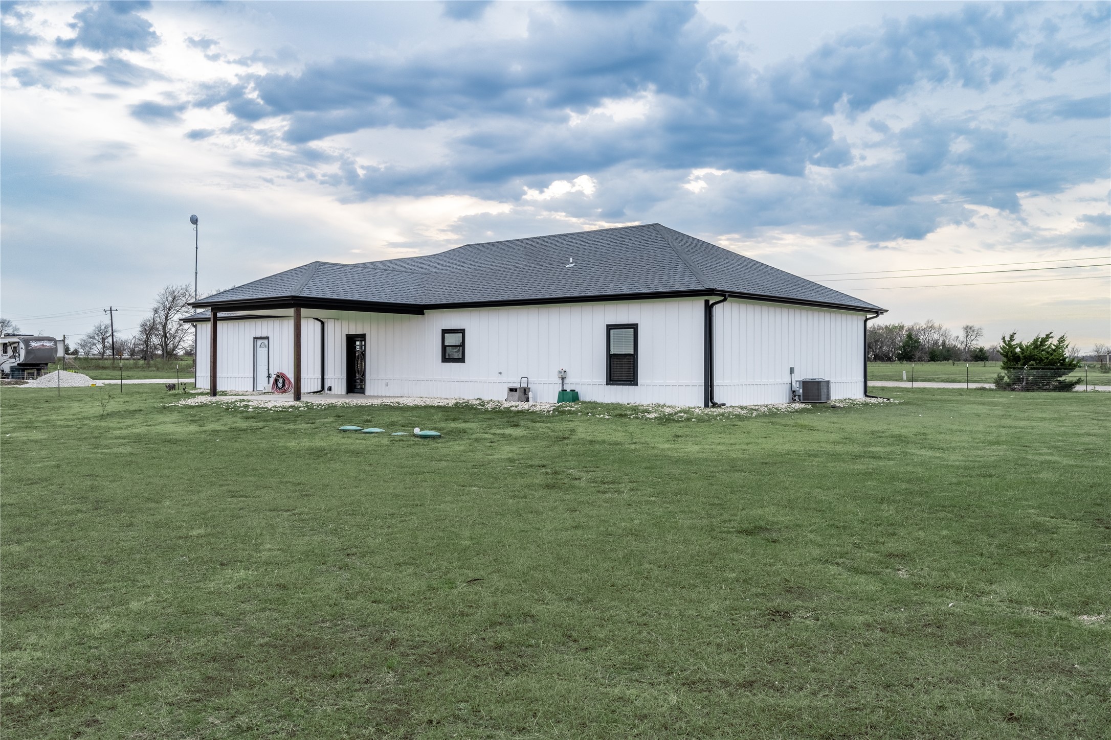 1706 County Road 35400, Sumner, TX, 75486