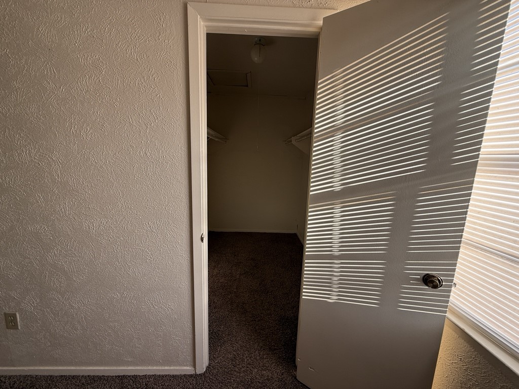 1021 Pleasant Valley Lane, Arlington, TX, 76015