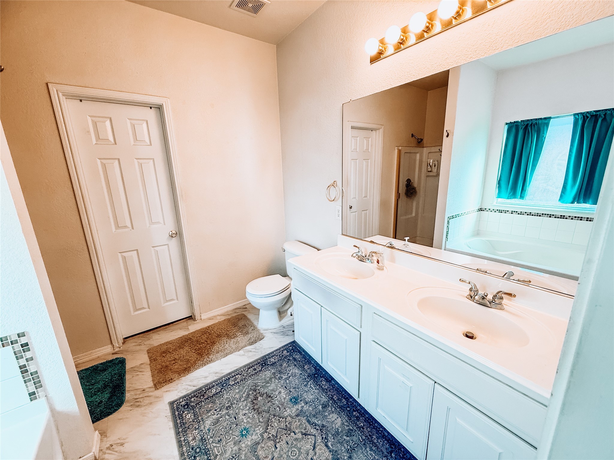 1400 Mountain Air Trail, Fort Worth, TX, 76131