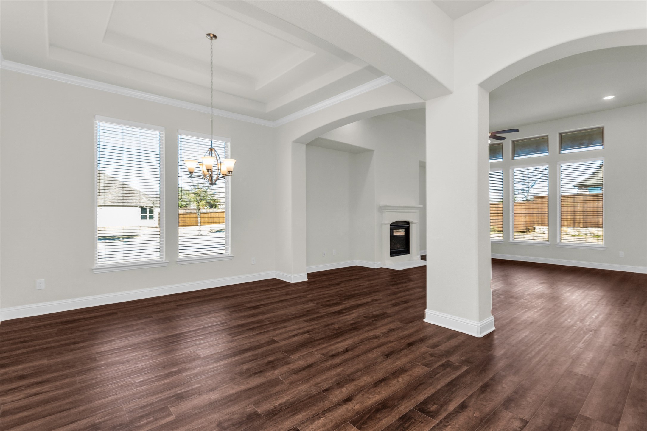 Property photo 03 of 13784 Carmenita Drive, Frisco, TX 75035 | MLS #21137429