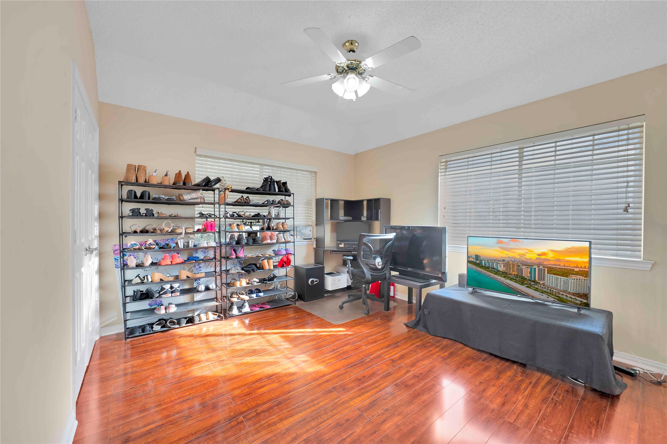 9352 Riverwalk Lane, Irving, TX, 75063