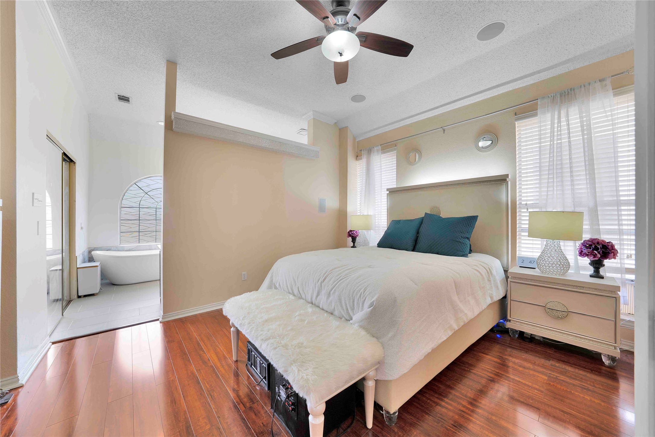 9352 Riverwalk Lane, Irving, TX, 75063