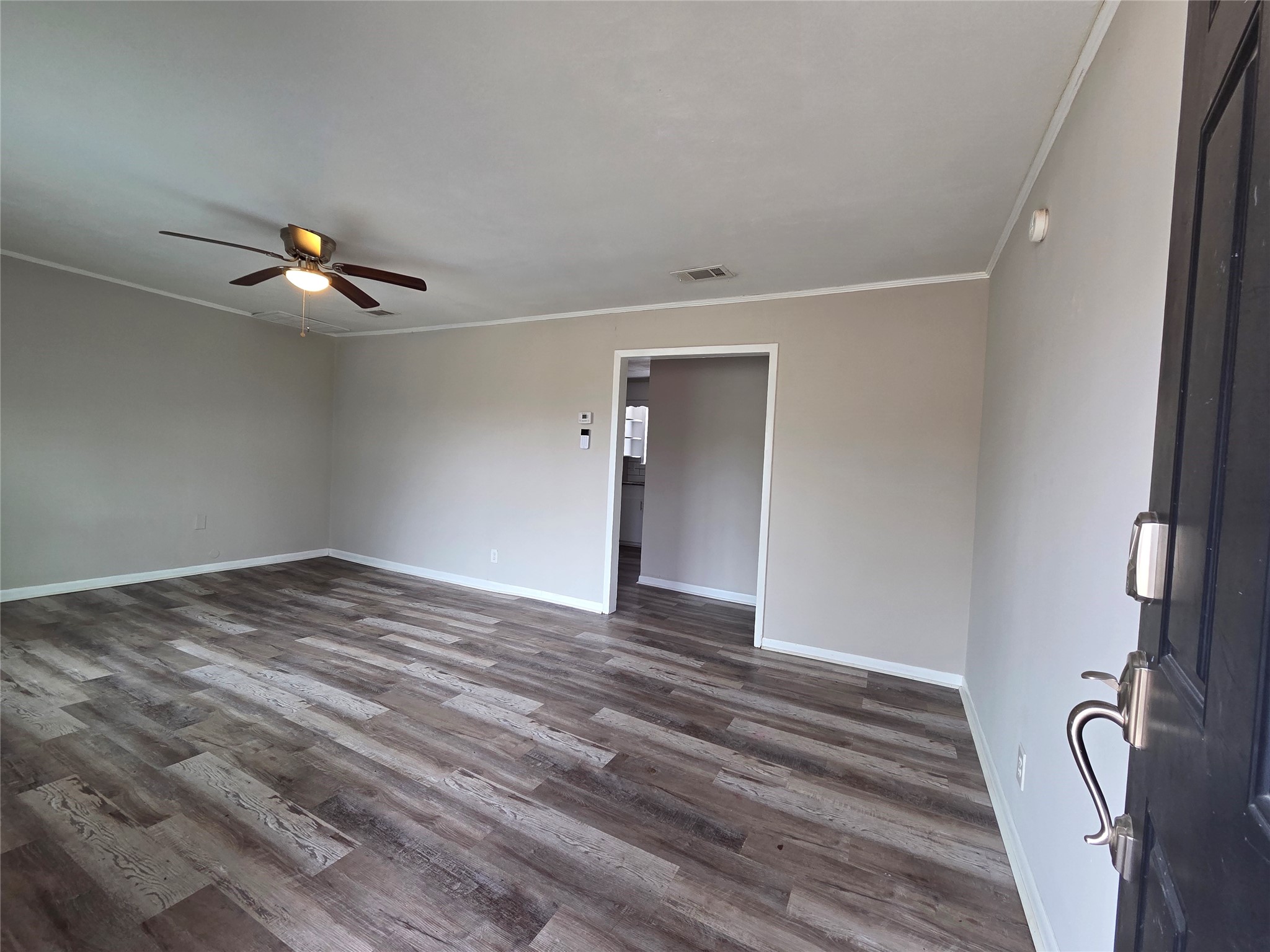 Property photo 04 of 6007 Colorado Street, Greenville, TX 75402 | MLS #21138590
