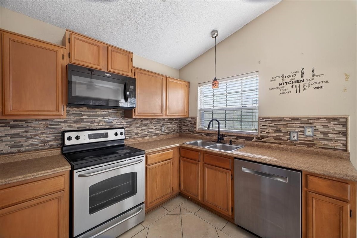 920 Danforth Place, Arlington, TX, 76017
