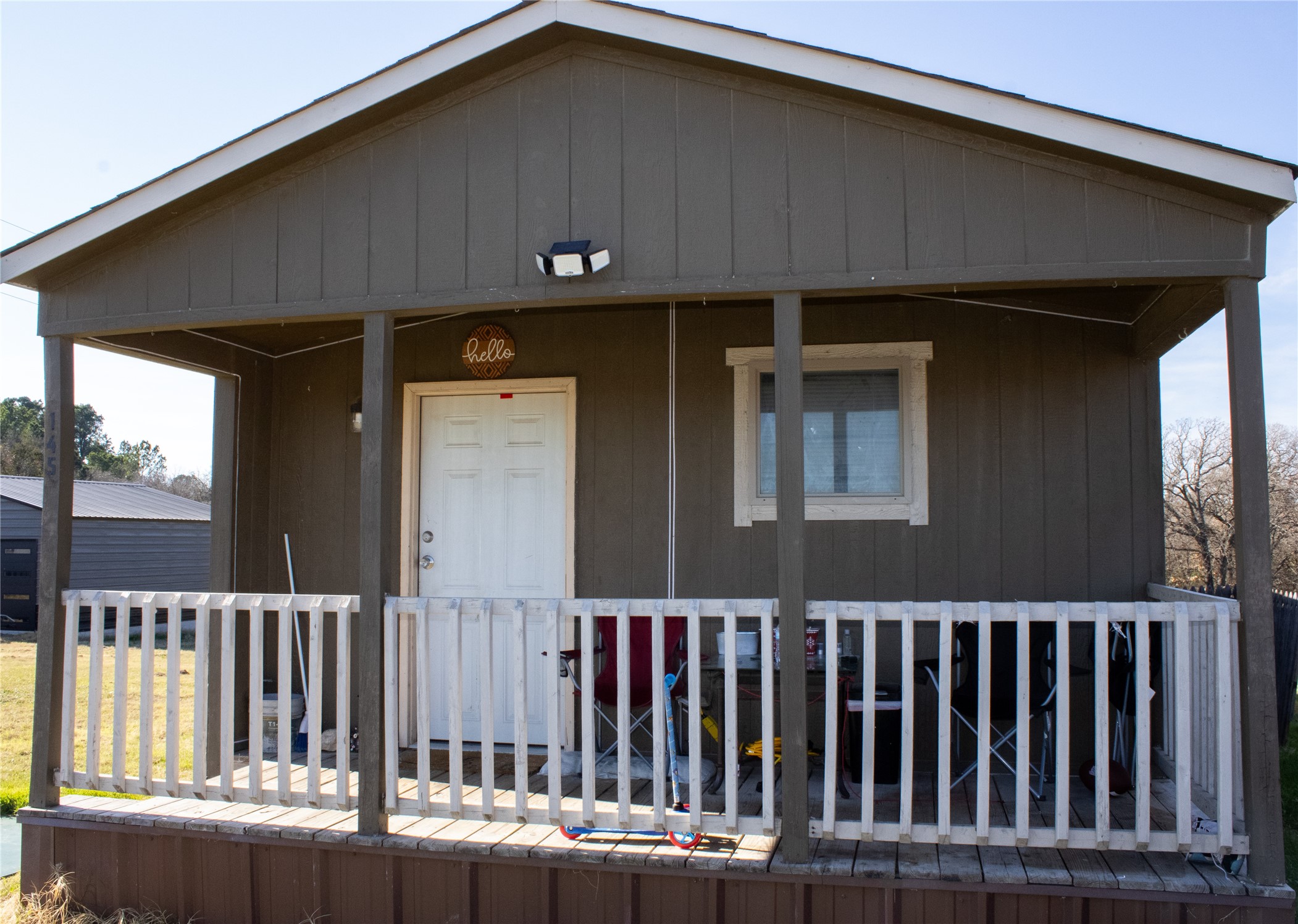 Property photo 01 of 145 Firefly Drive, Springtown, TX 76082 | MLS #21139406