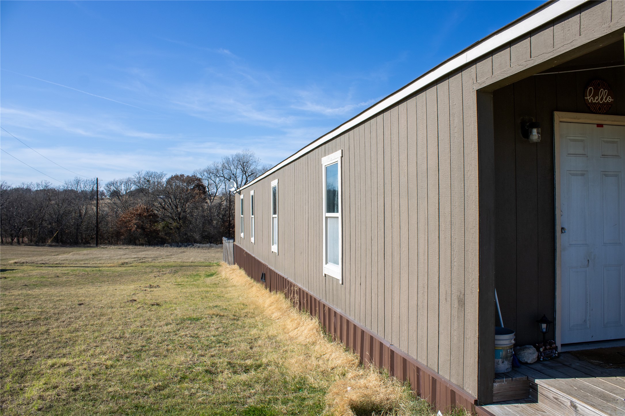 Property photo 02 of 145 Firefly Drive, Springtown, TX 76082 | MLS #21139406