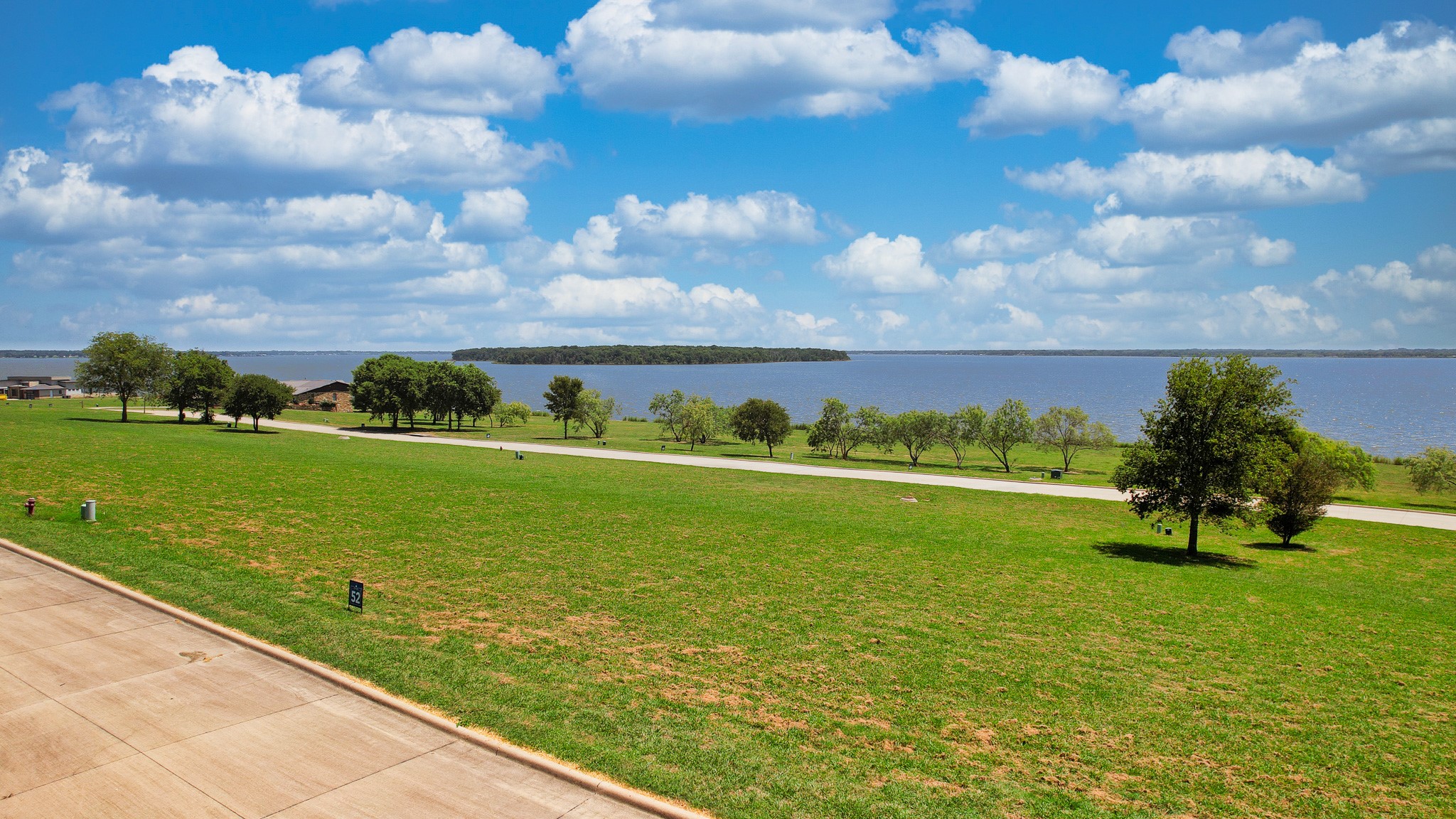 Property photo 02 of 133 Island View, Kemp, TX 75143 | MLS #21139823