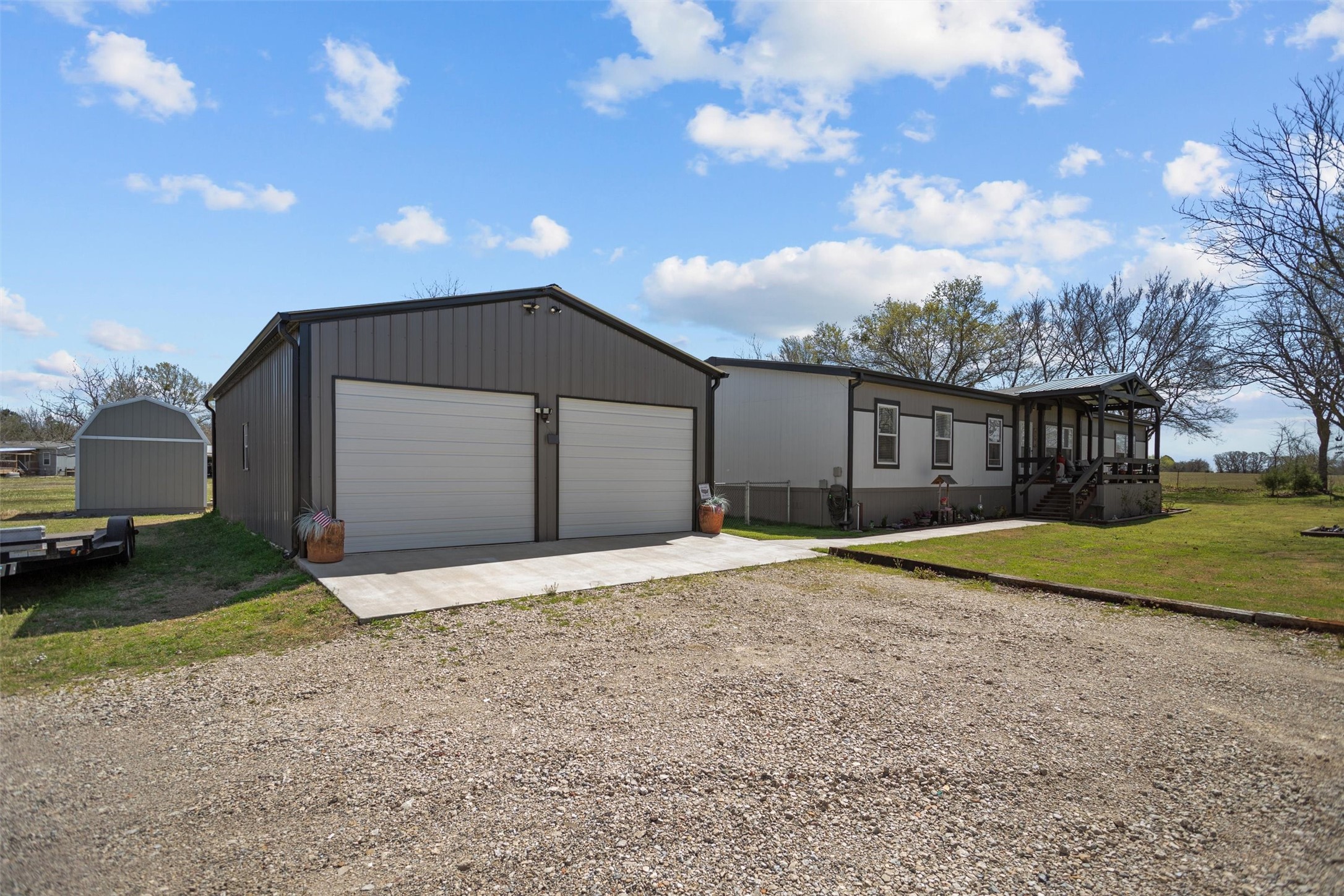 Property photo 02 of 254 County Road 1727, Yantis, TX 75497 | MLS #21140890