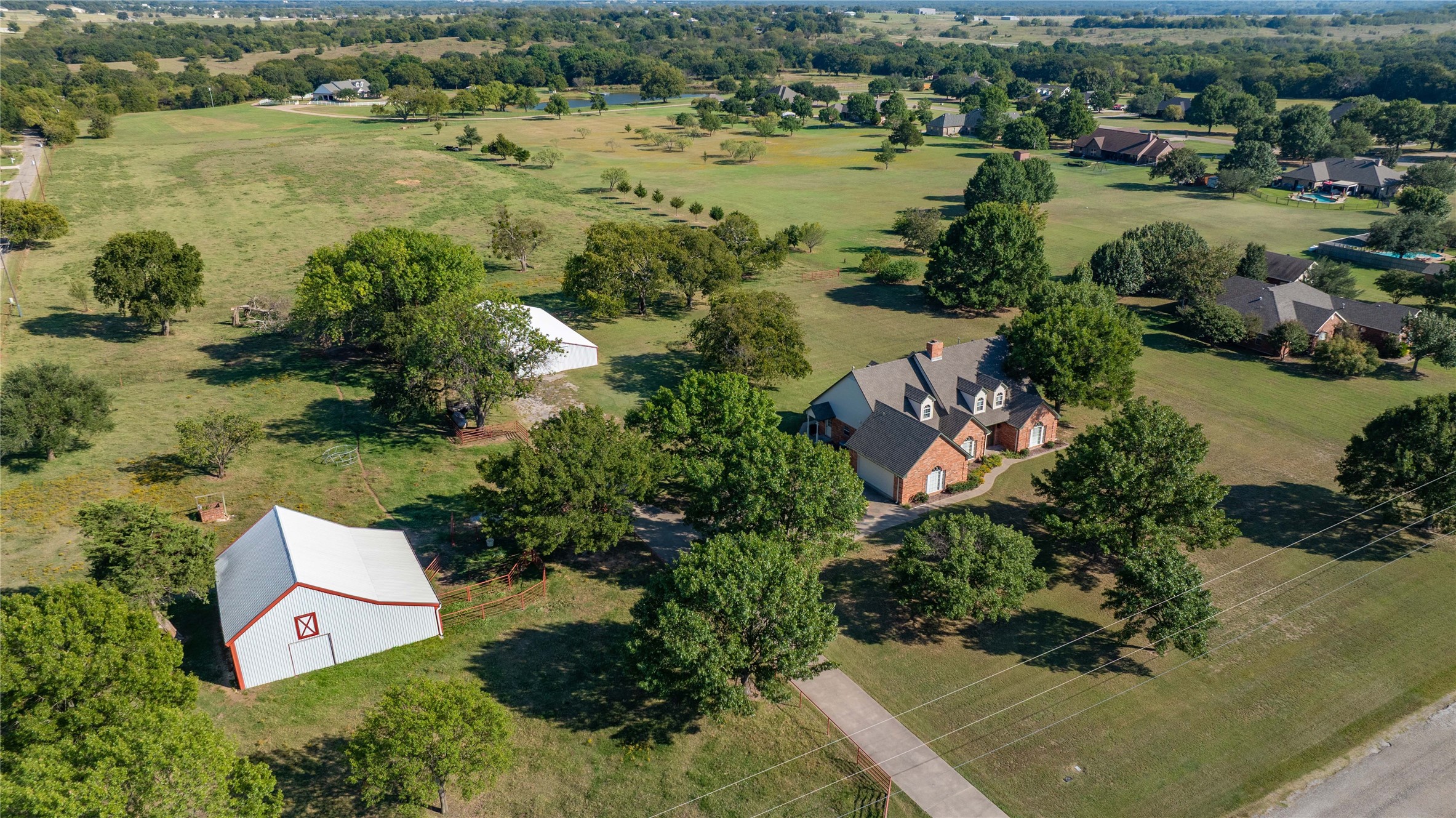 476 County Road 260, Gainesville, TX, 76240