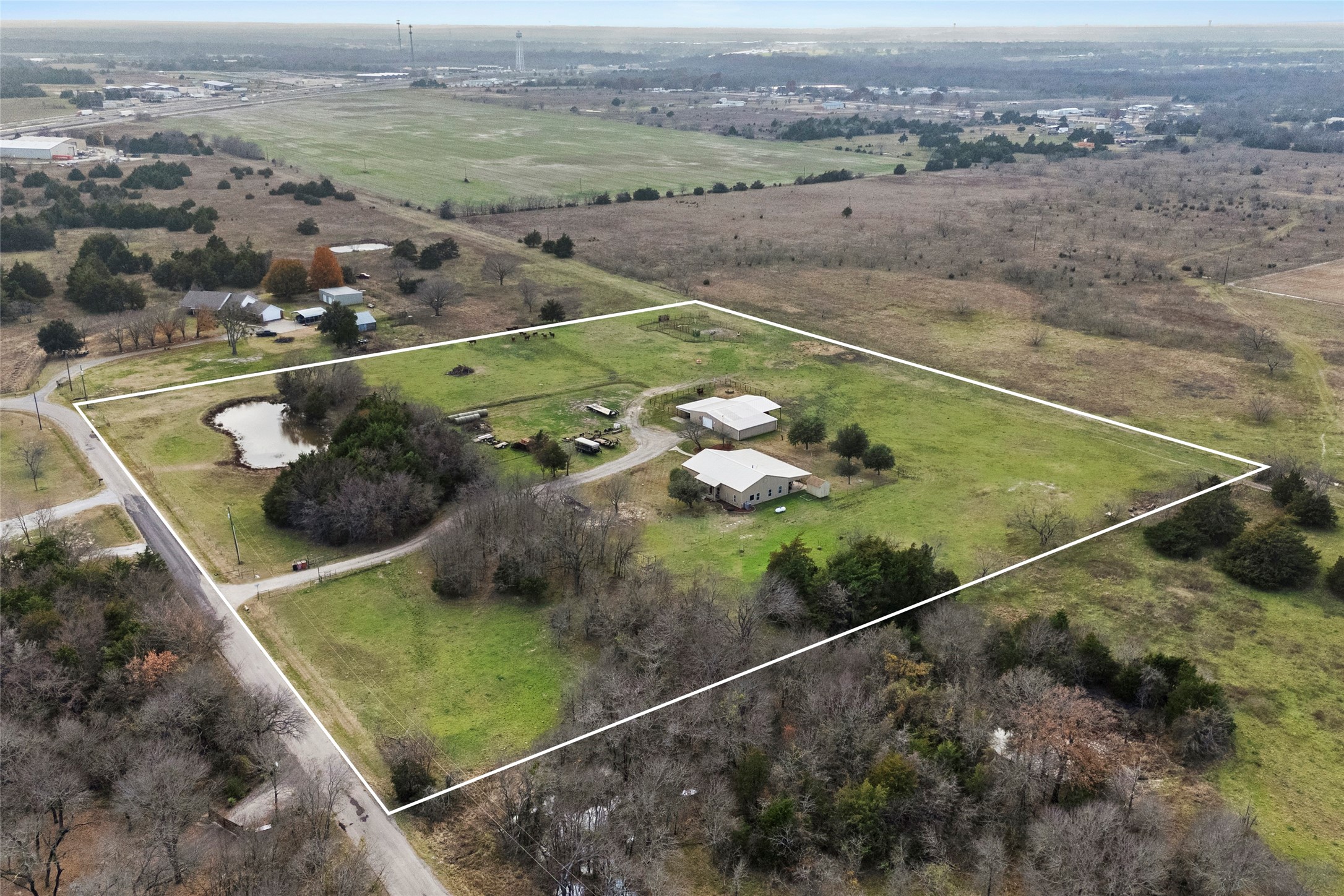 Property photo 01 of 2635 County Road 2168 Caddo, Mills, TX 75135 | MLS #21141384