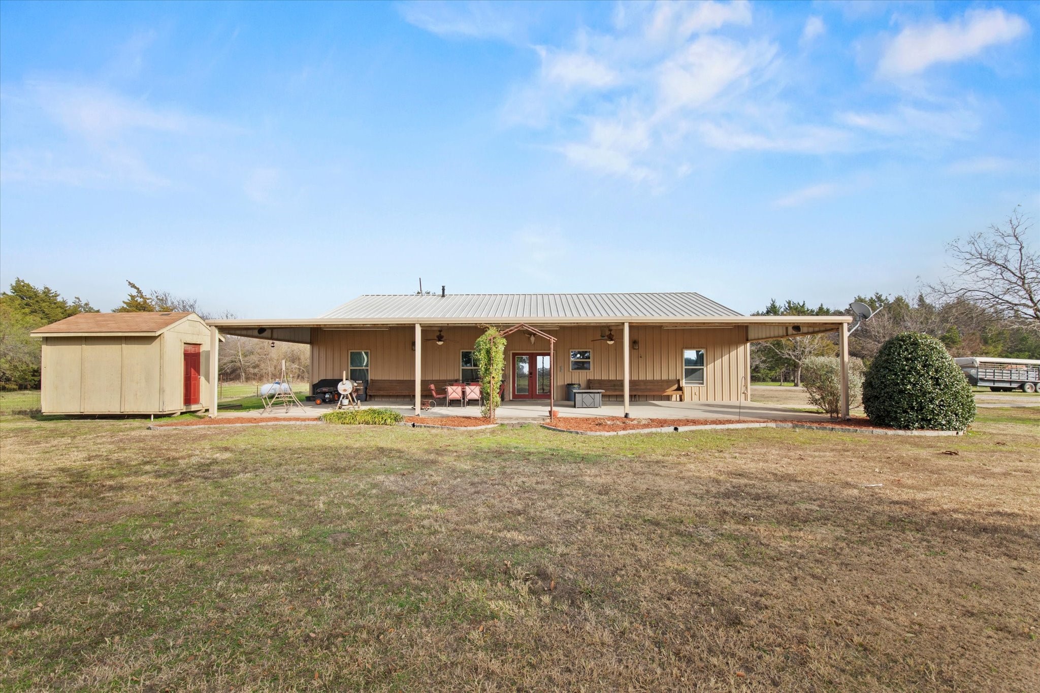 Property photo 02 of 2635 County Road 2168 Caddo, Mills, TX 75135 | MLS #21141384