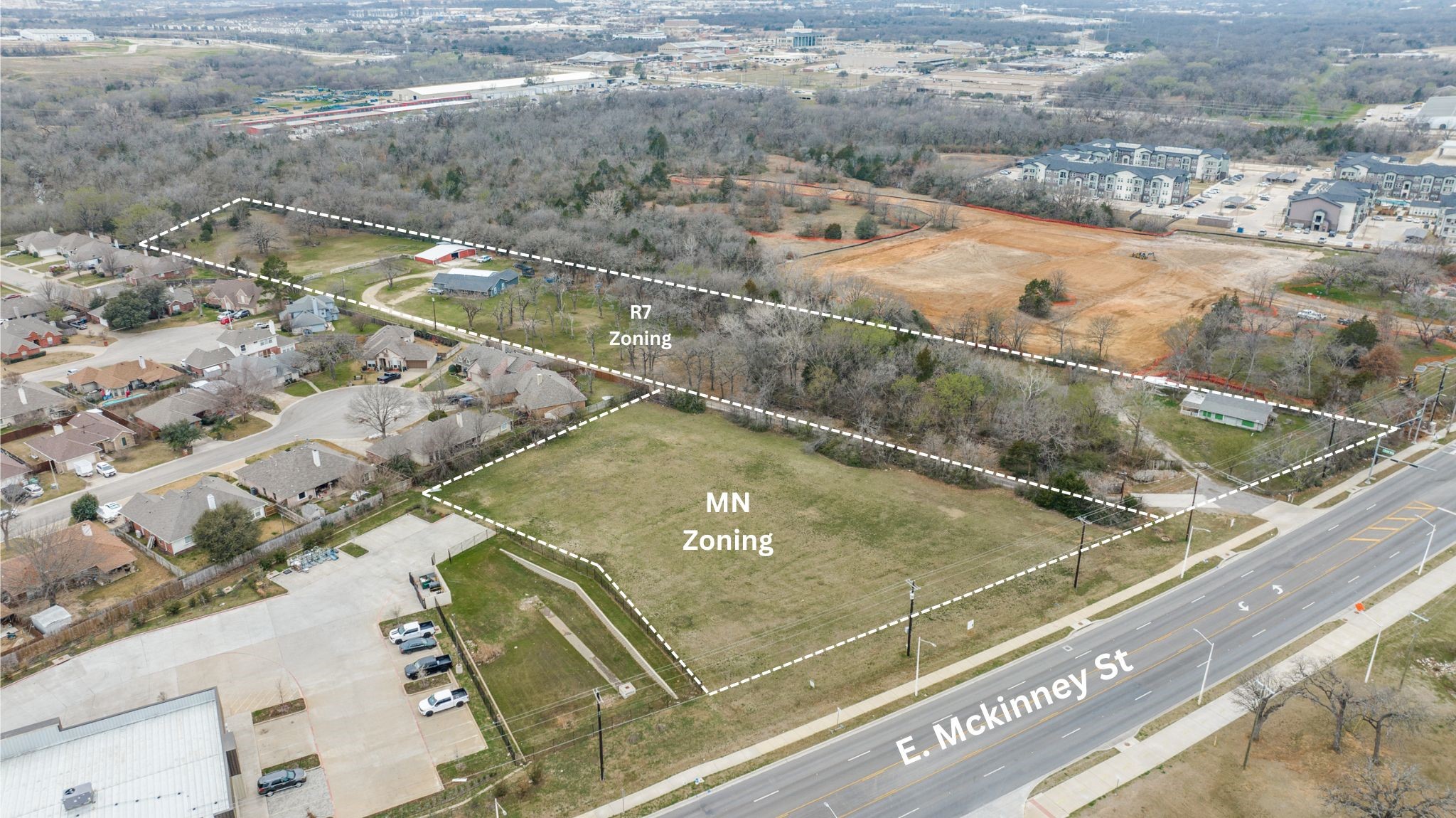 Property photo 04 of 5130 E Mckinney Street, Denton, TX 76208 | MLS #21141859