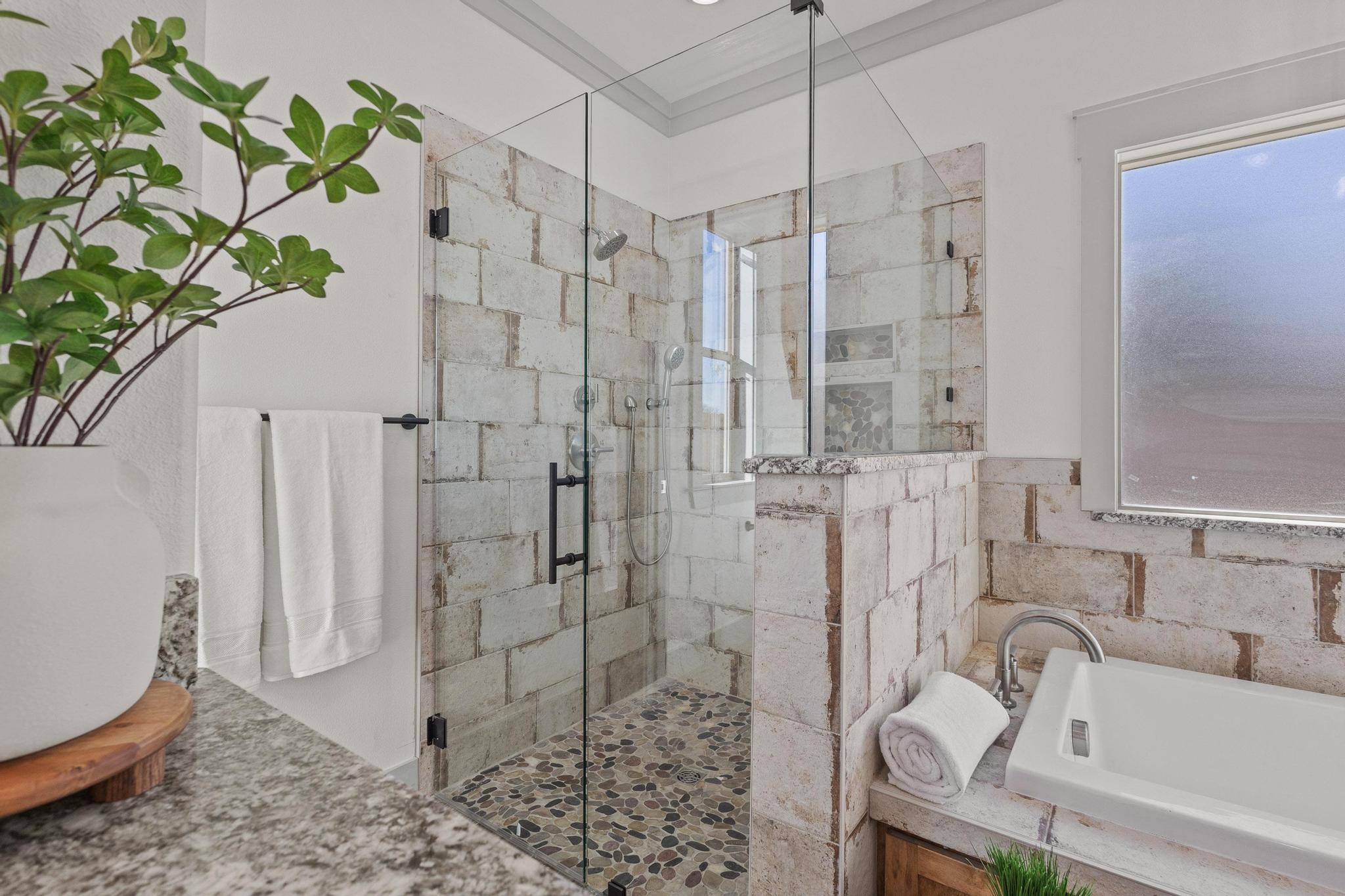 512 Bandera Drive, Howe, TX, 75459