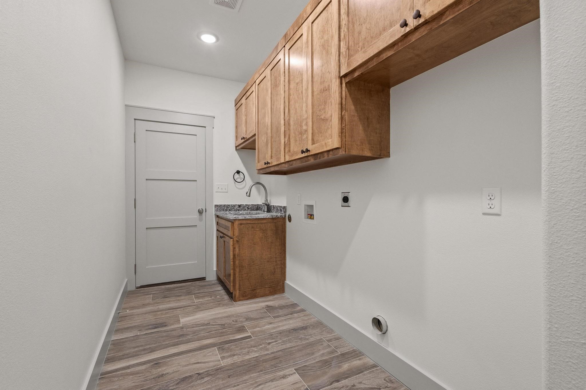 512 Bandera Drive, Howe, TX, 75459