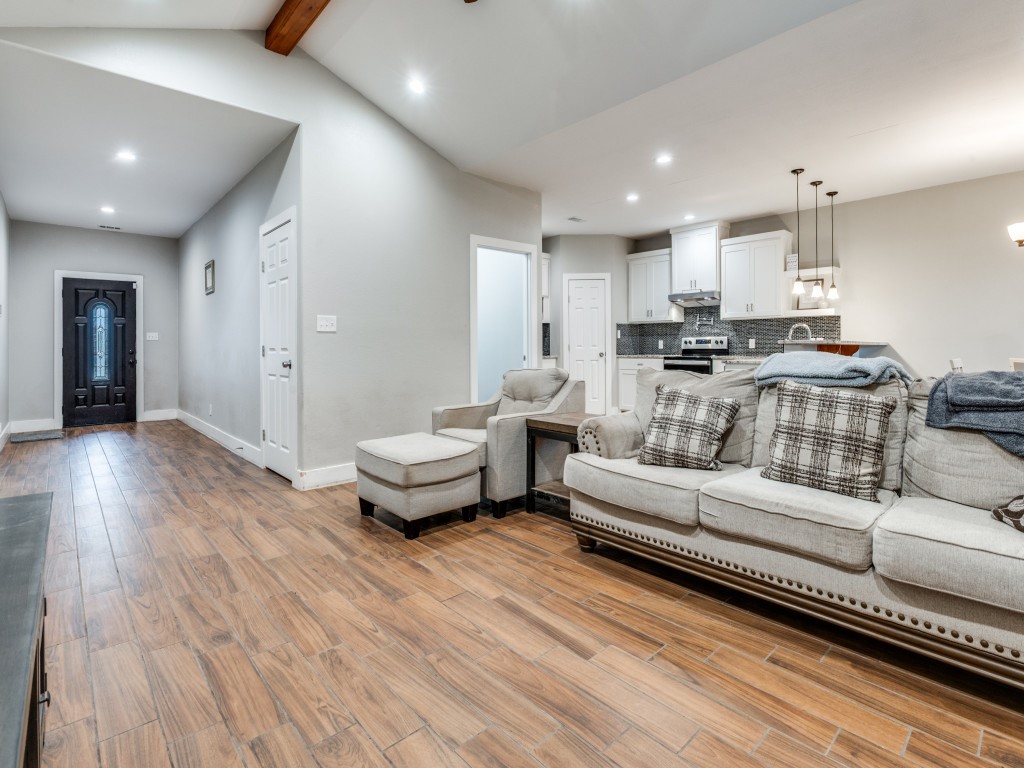 908 E Decatur Street, Ennis, TX, 75119