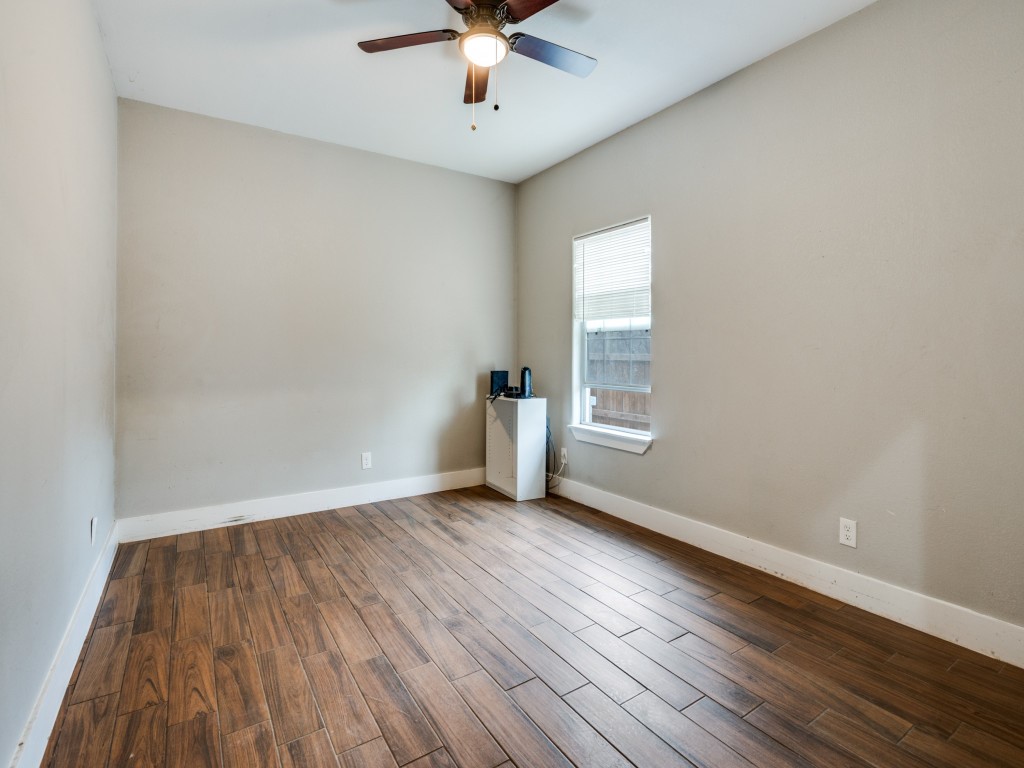 908 E Decatur Street, Ennis, TX, 75119