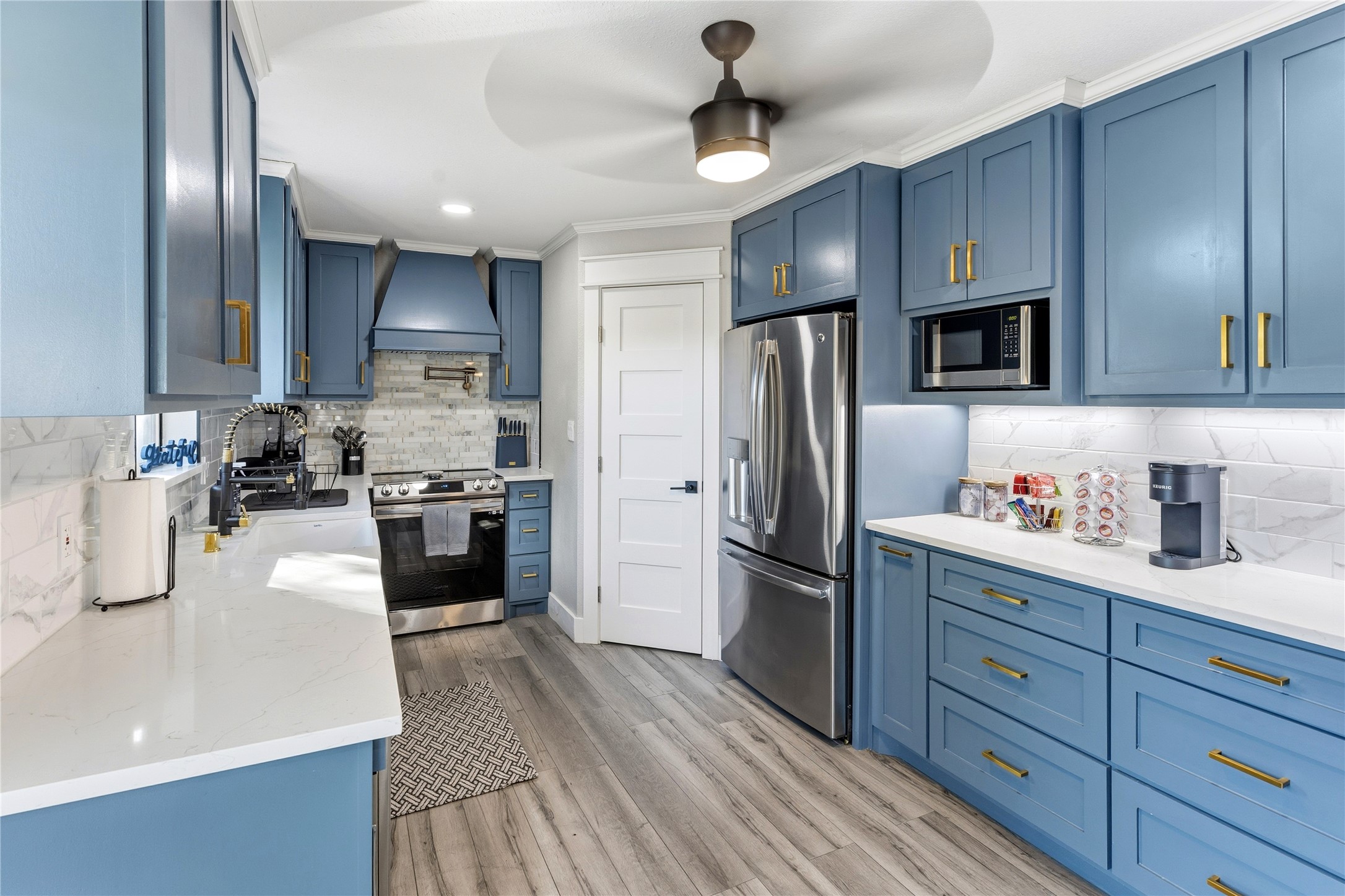 Property photo 04 of 1202 Hillwood Drive, Lewisville, TX 75067 | MLS #21142448