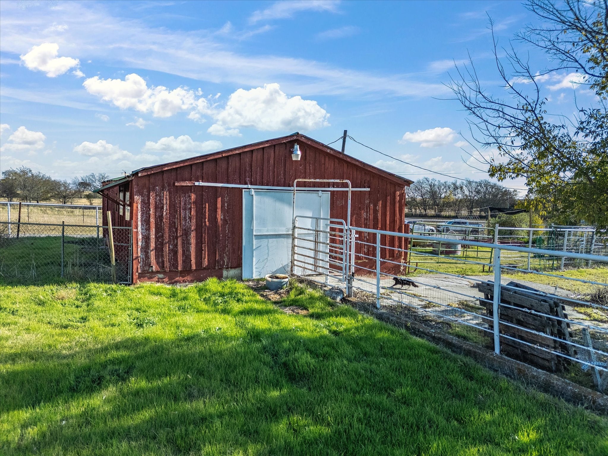 117 County Road 2646, Decatur, TX, 76234