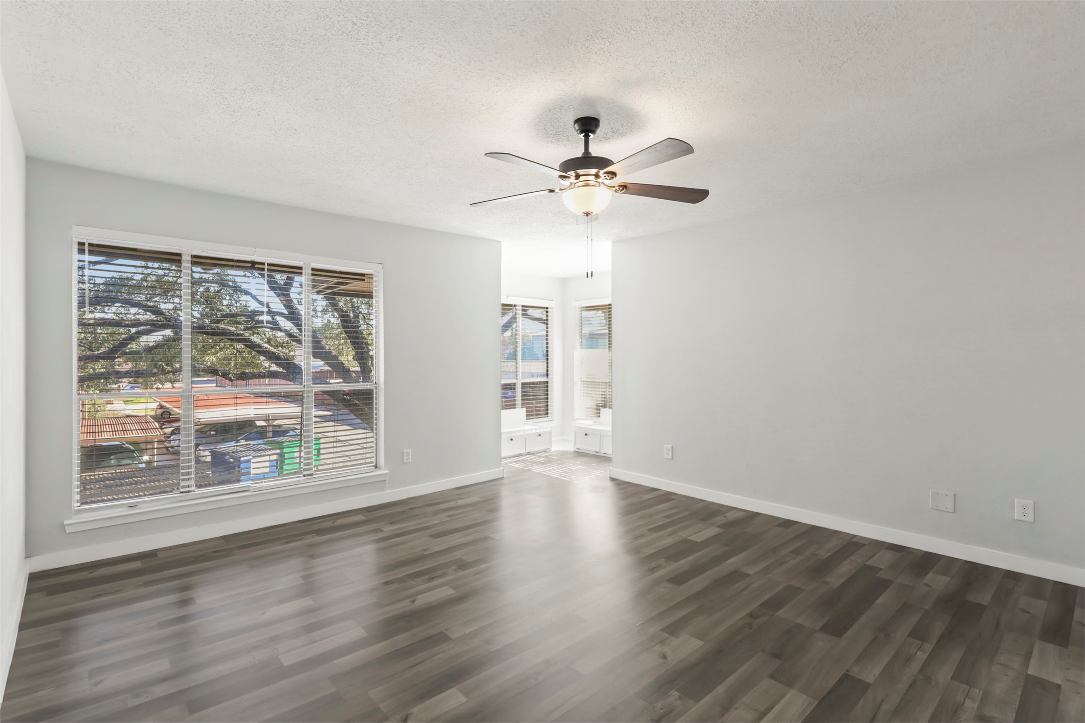 10526 Stone Canyon Road UNIT&nbsp;201, Dallas, TX, 75230
