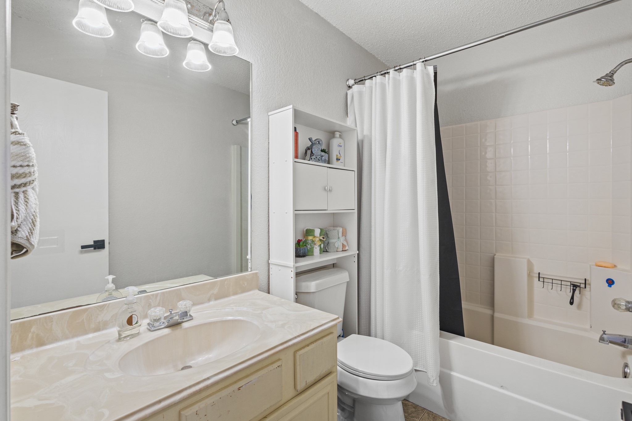 2501 Nogales Drive, Fort Worth, TX, 76108