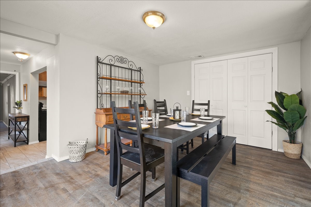 100 Sands Drive, Azle, TX, 76020