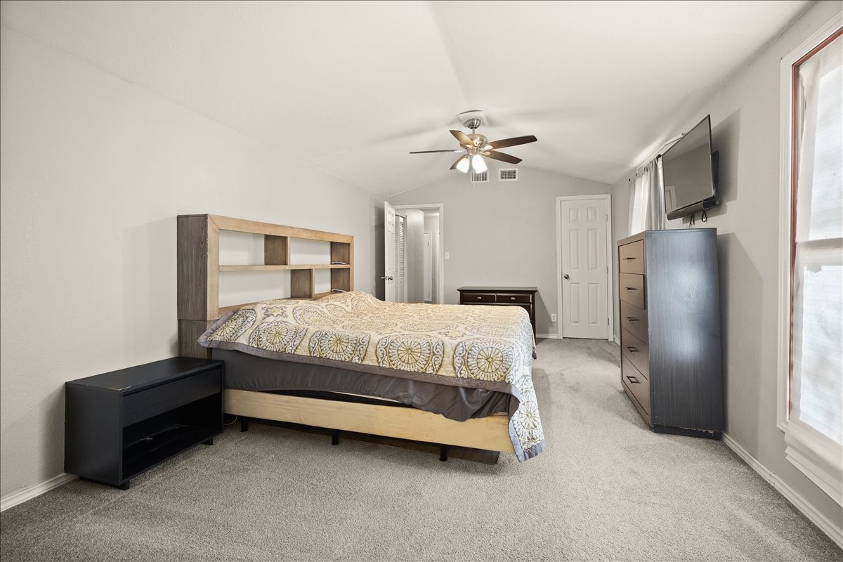 100 Sands Drive, Azle, TX, 76020