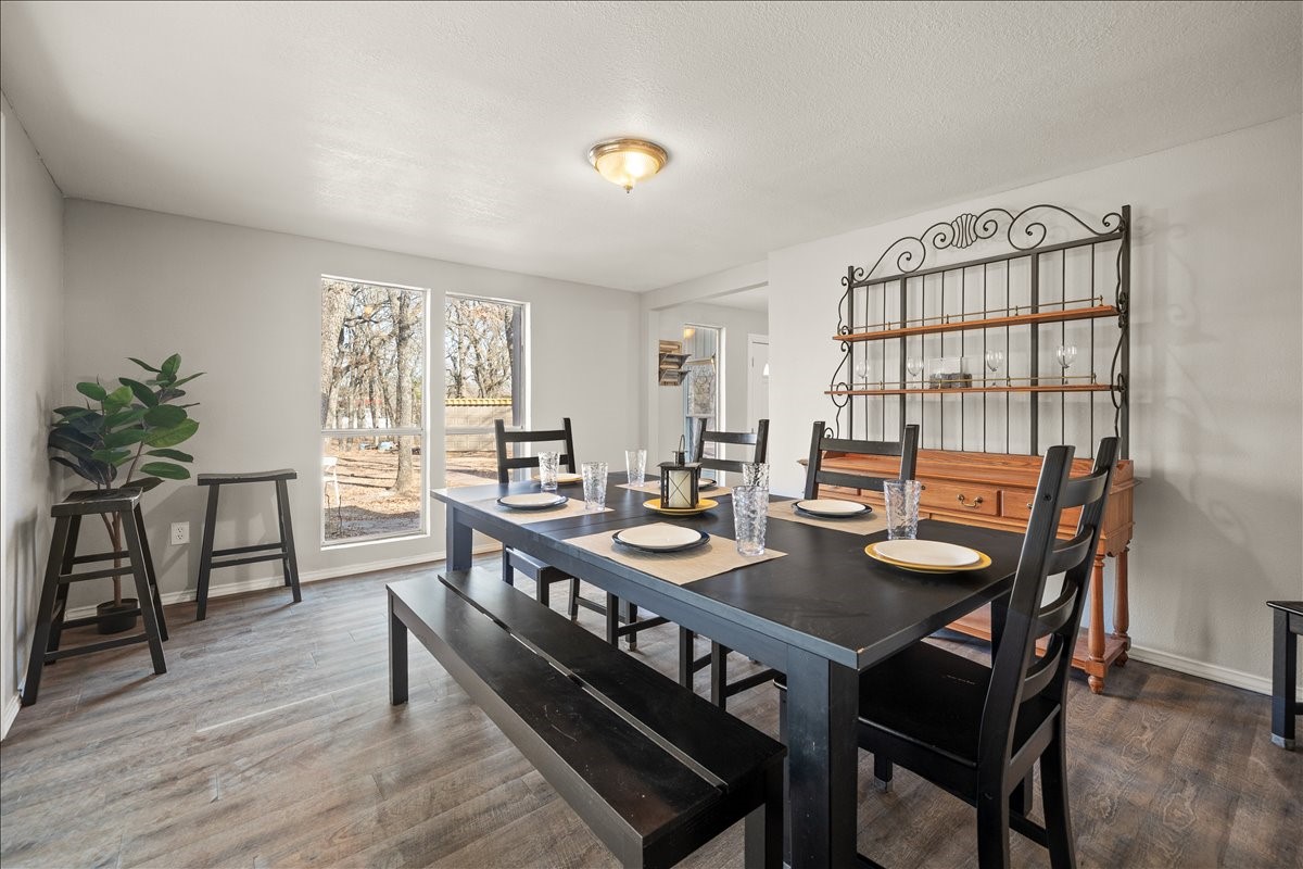100 Sands Drive, Azle, TX, 76020