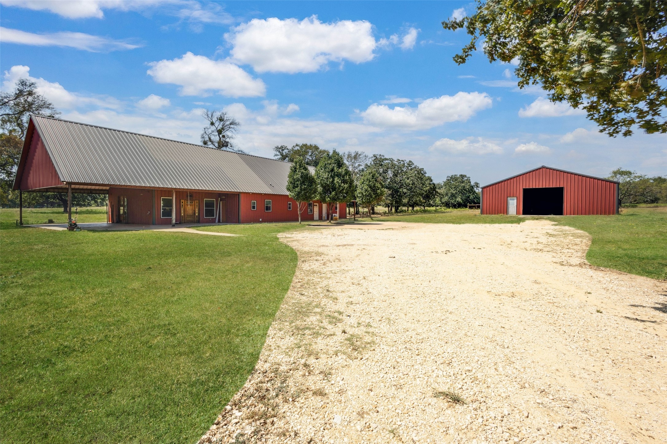423 HCR 1439, Covington, TX, 76636