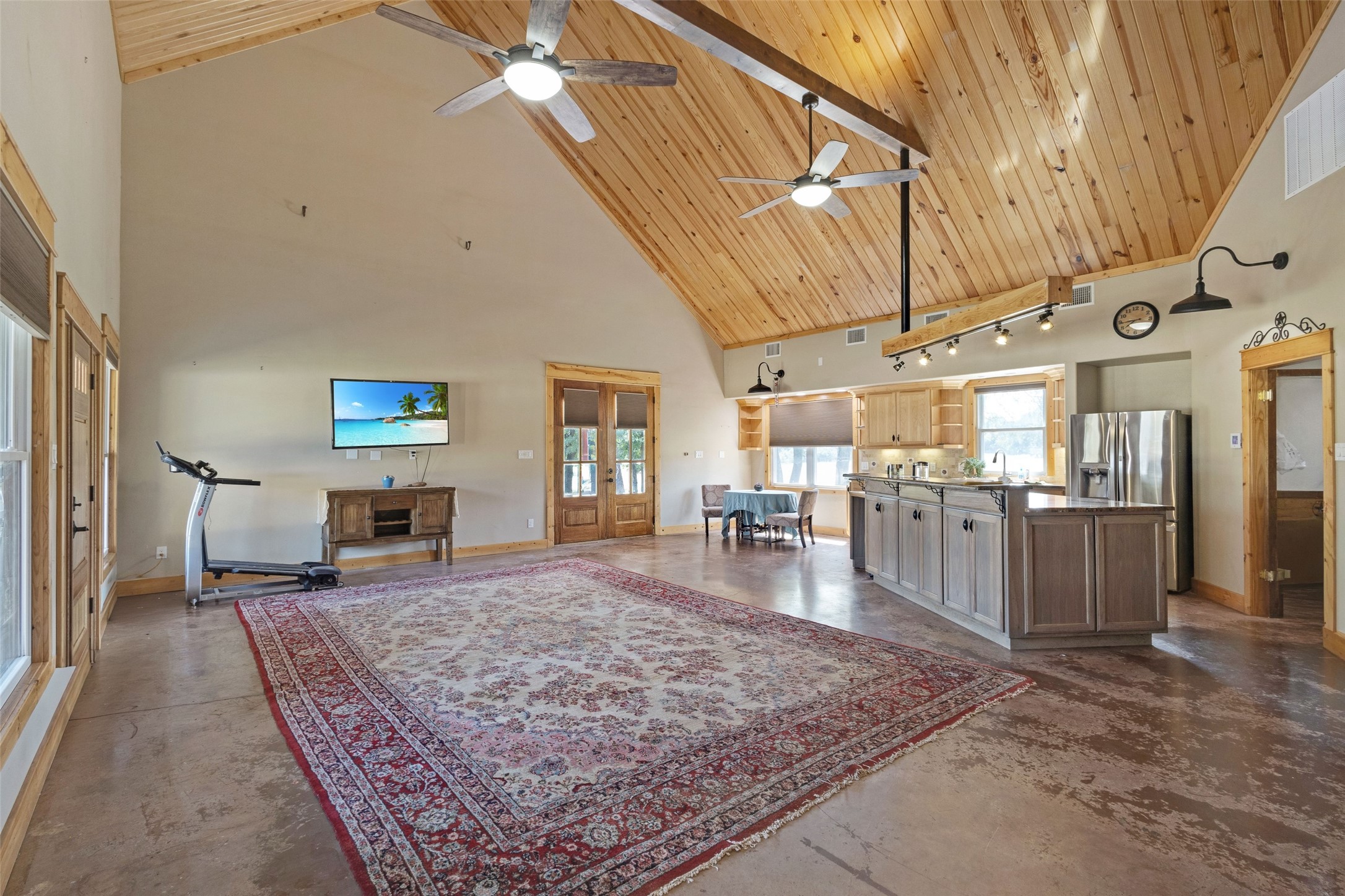 423 HCR 1439, Covington, TX, 76636