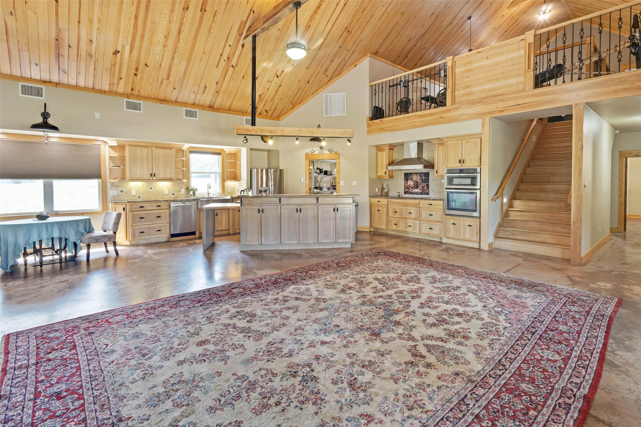 423 HCR 1439, Covington, TX, 76636