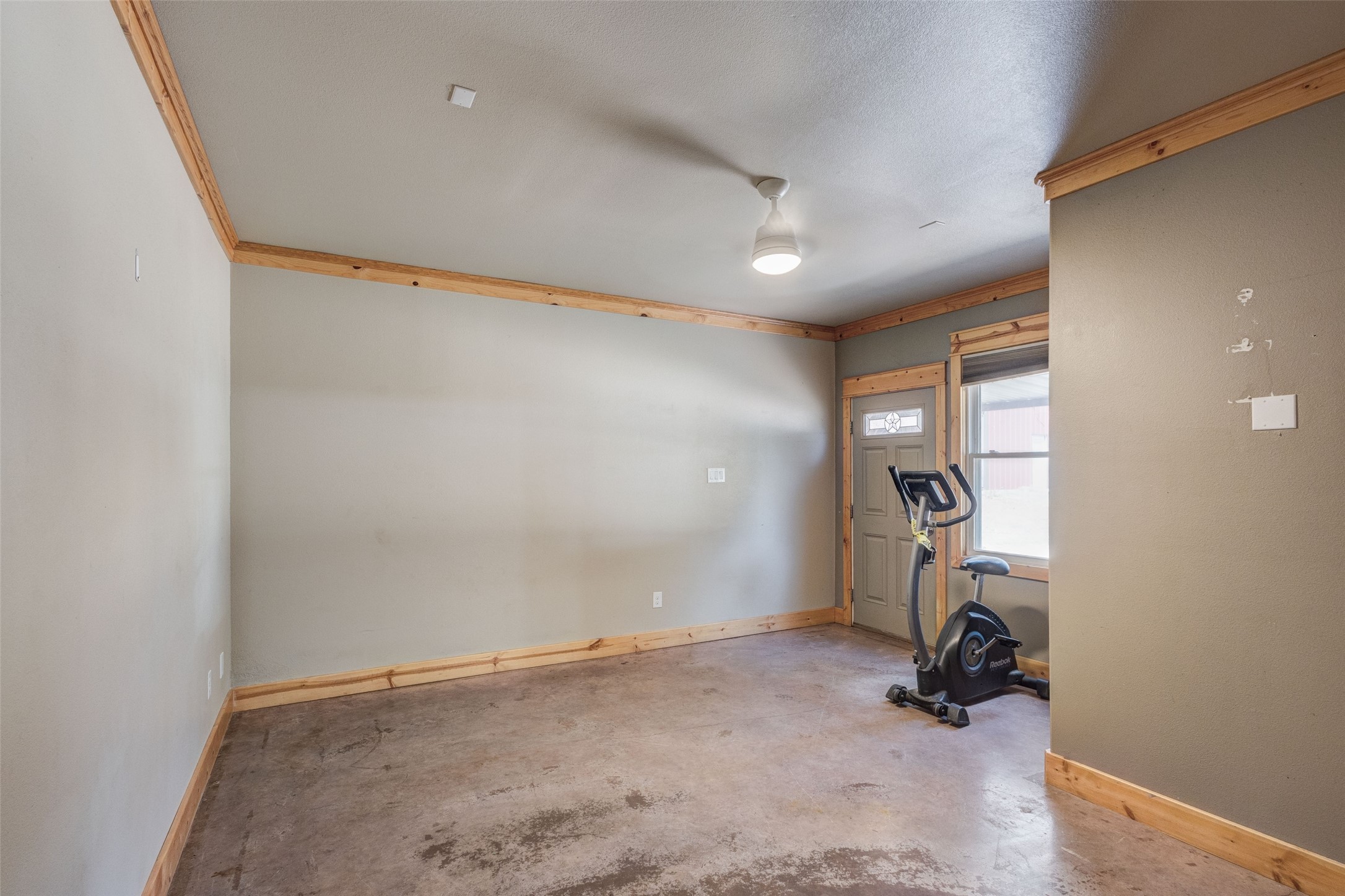 423 HCR 1439, Covington, TX, 76636