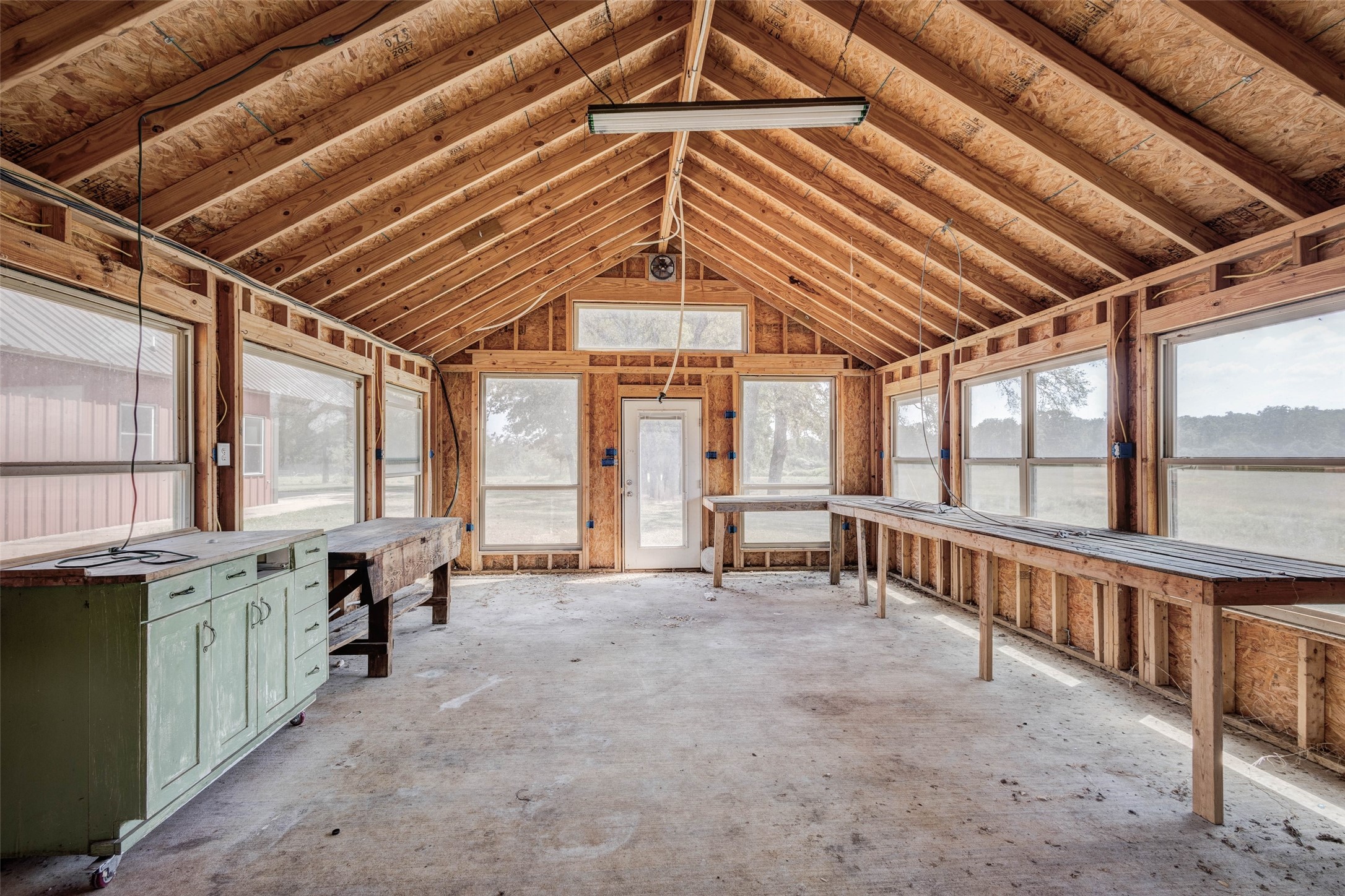 423 HCR 1439, Covington, TX, 76636
