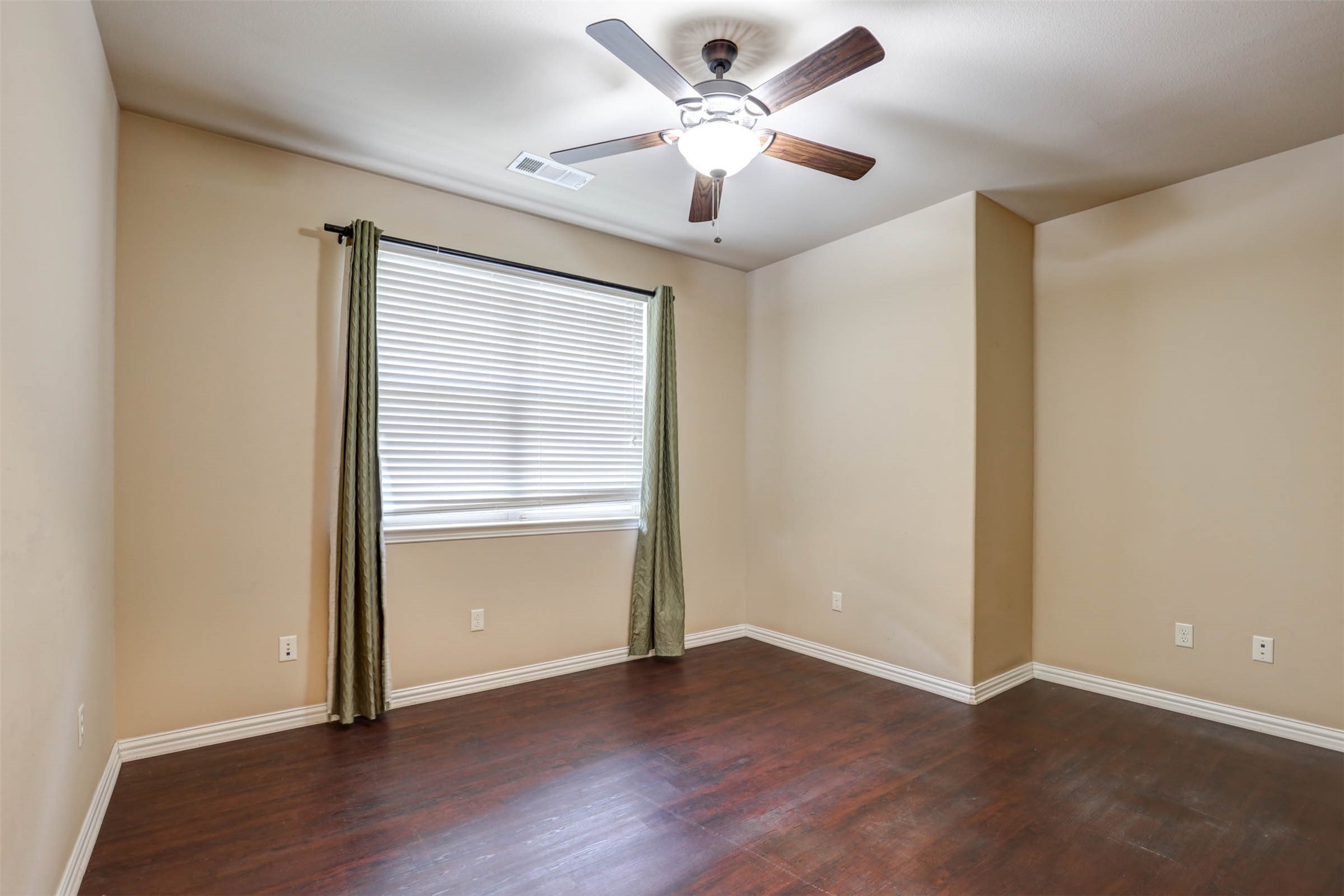 9601 Ravenwood Drive, Denton, TX, 76207