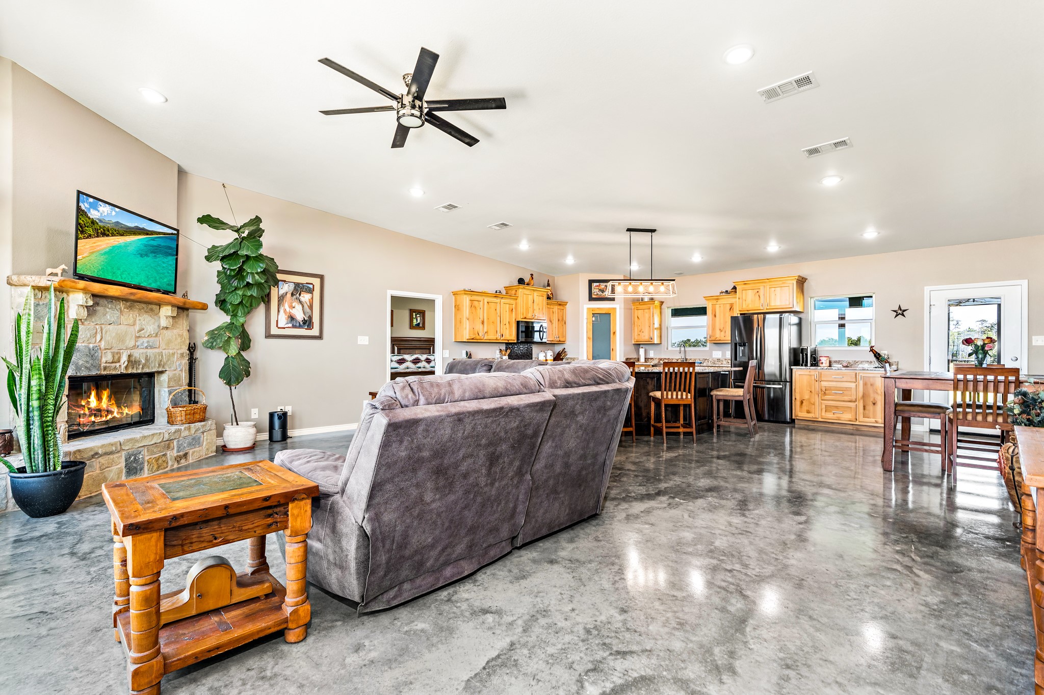 750 County Road 100, Purmela, TX, 76566