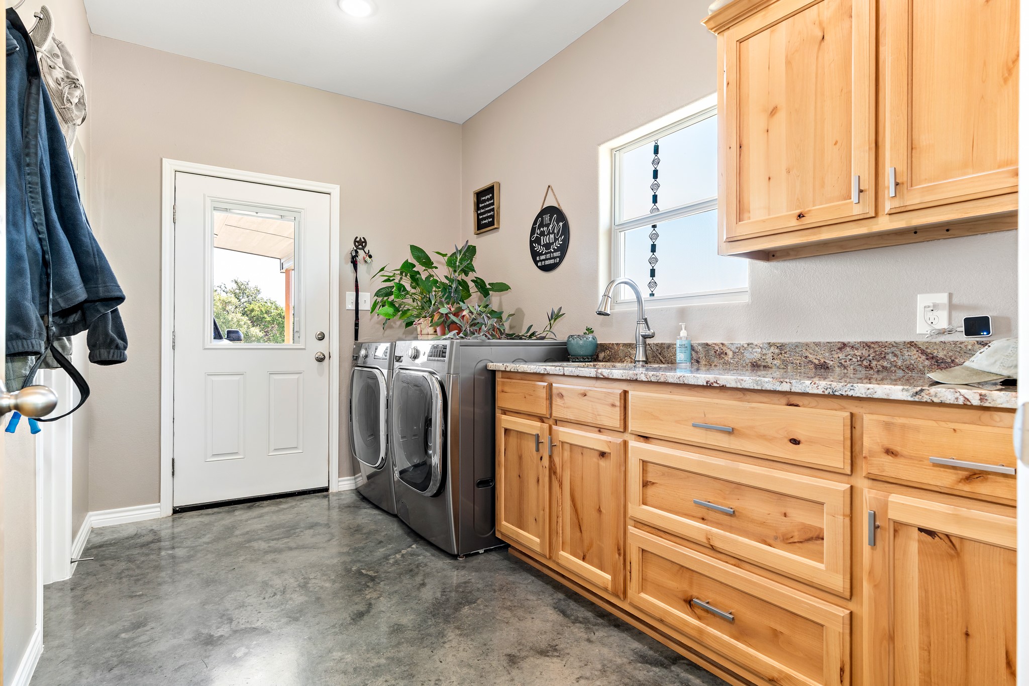 750 County Road 100, Purmela, TX, 76566