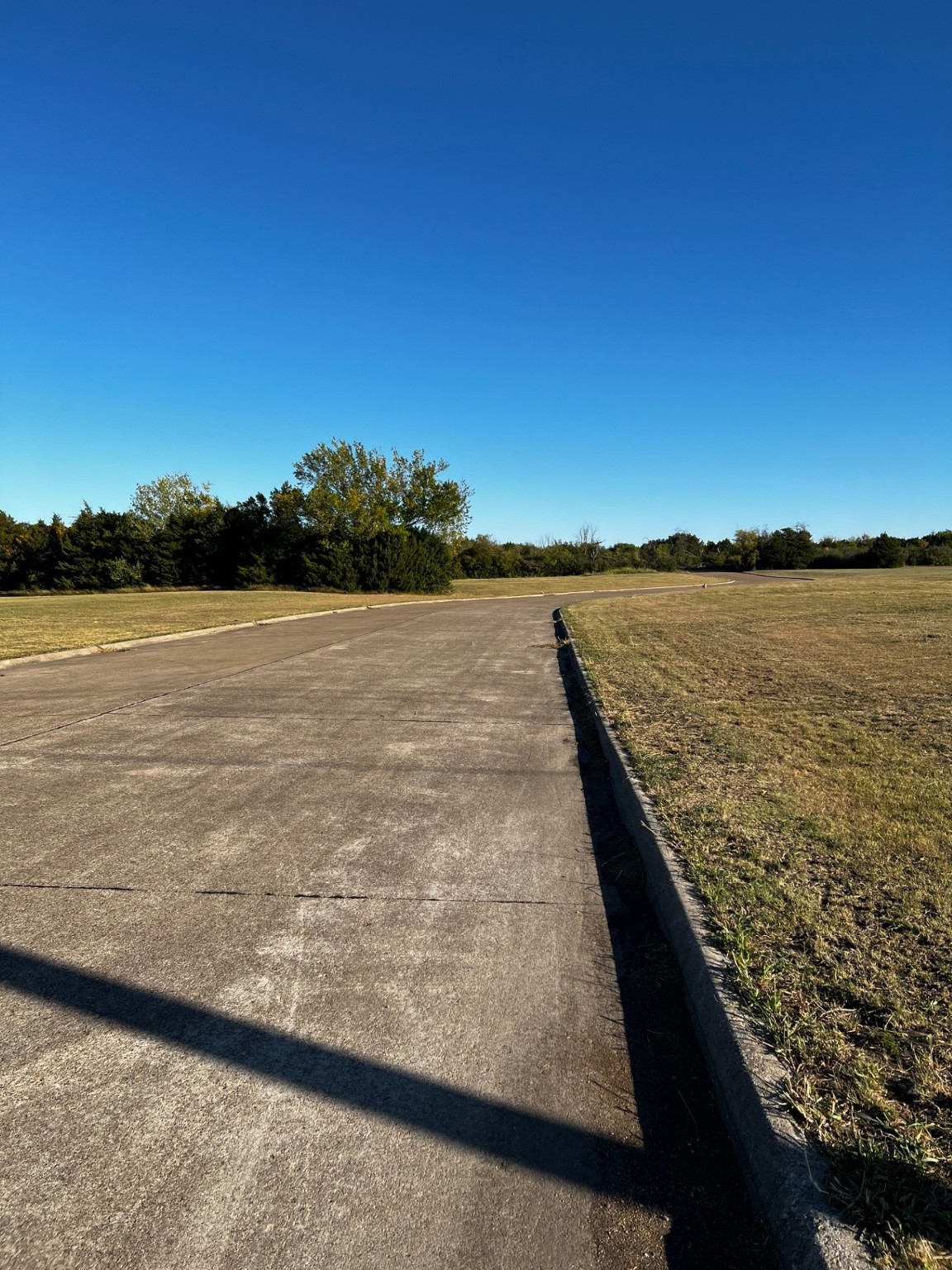 601 W Wintergreen Road, Desoto, TX, 75115