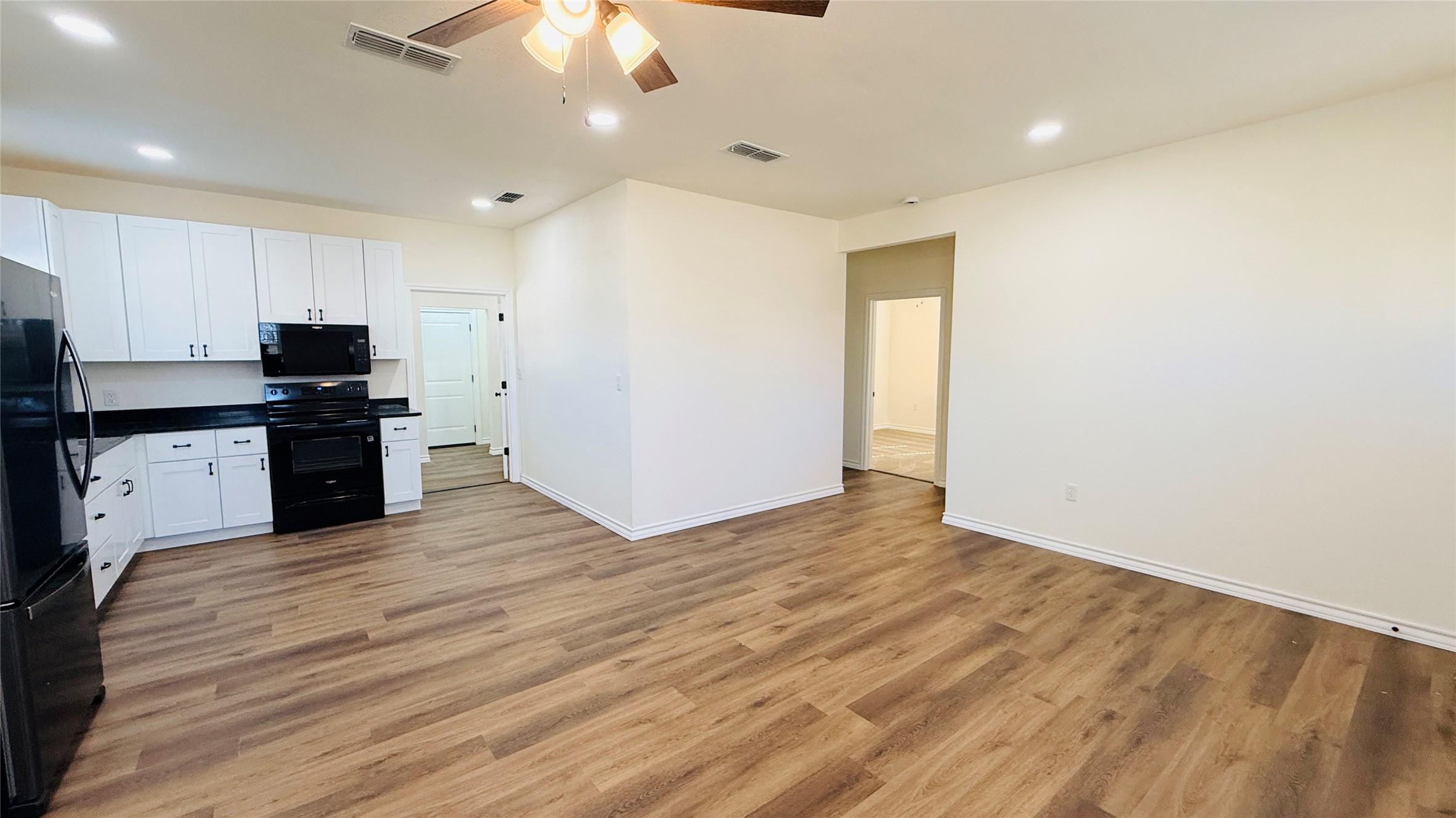 415 Colorado Avenue, Graham, TX, 76450