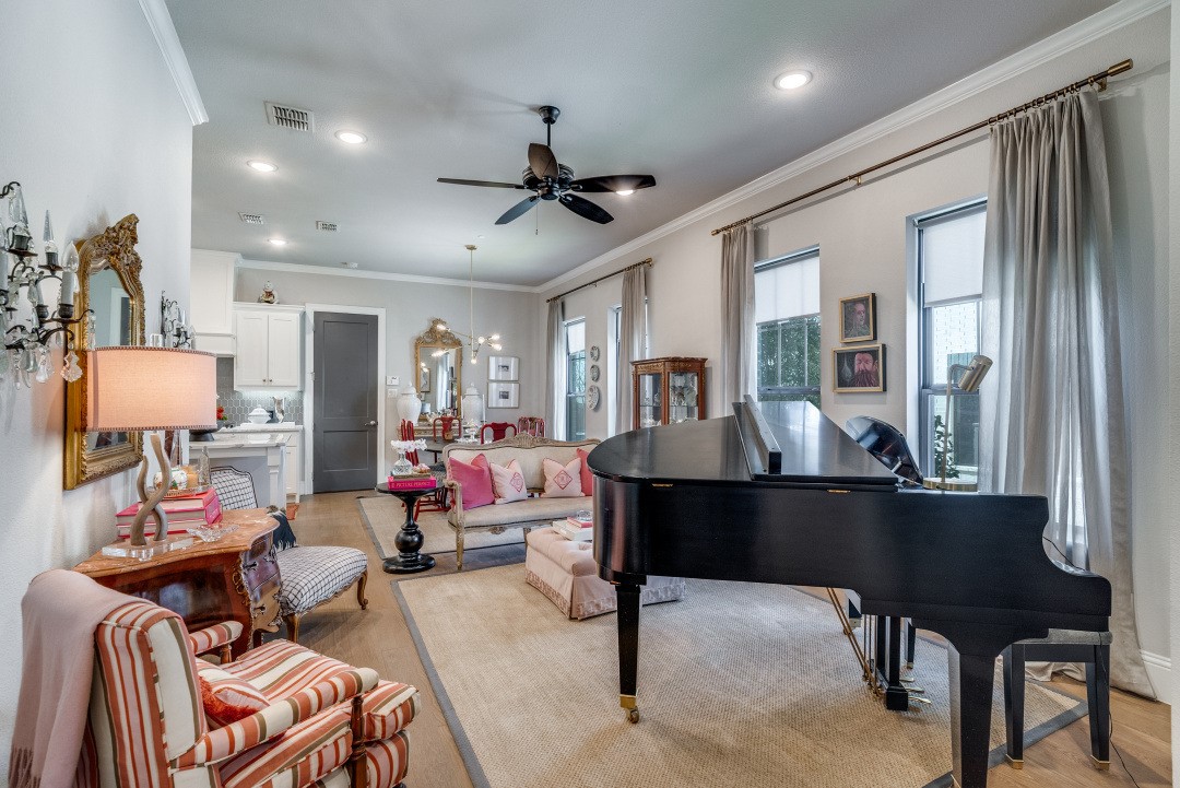Property photo 03 of 307 Sunset Lane UNIT 101 Fort, Worth, TX 76114 | MLS #21146802