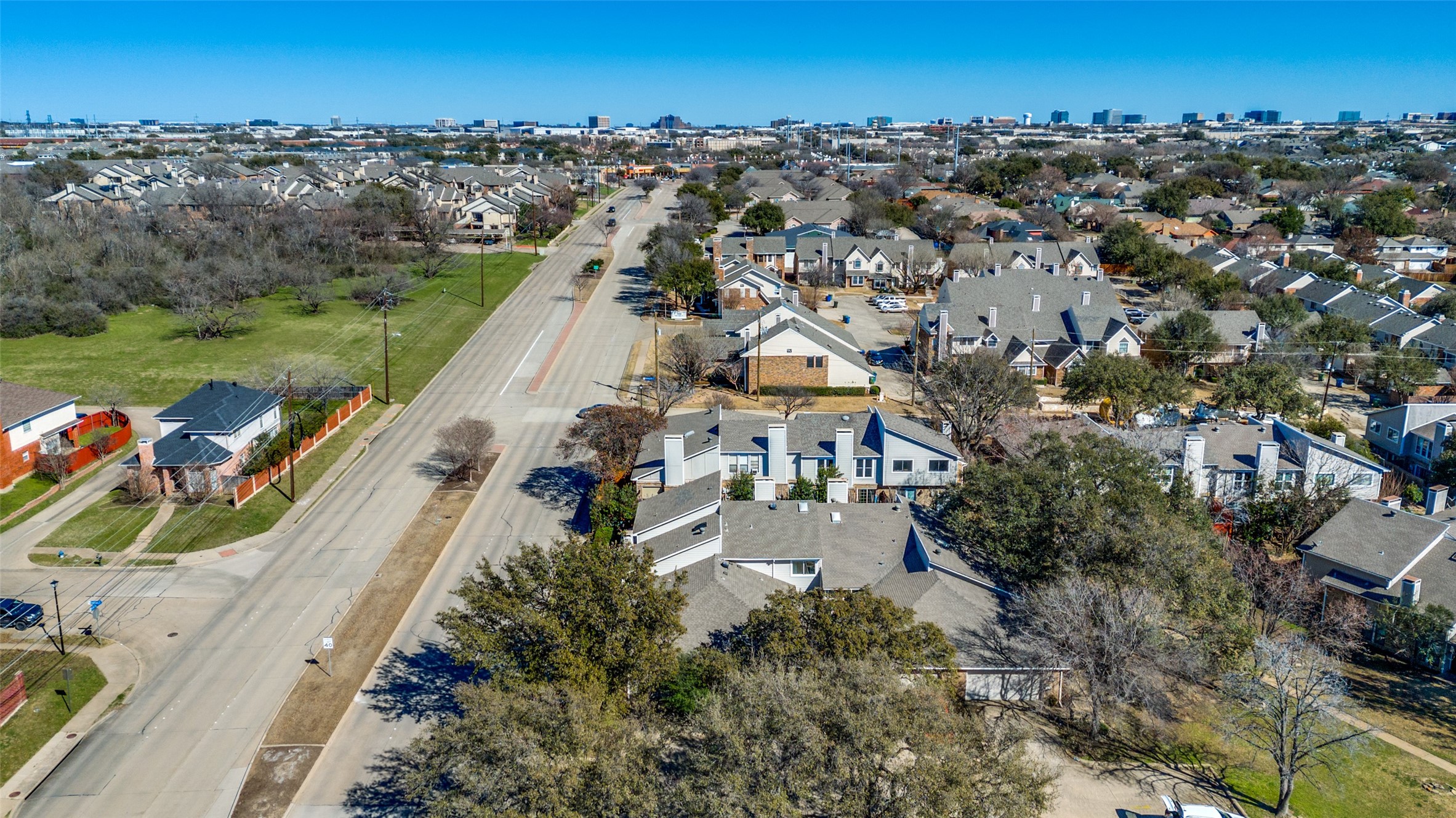 Property photo 04 of 2764 Keller Springs Place, Carrollton, TX 75006 | MLS #21147036