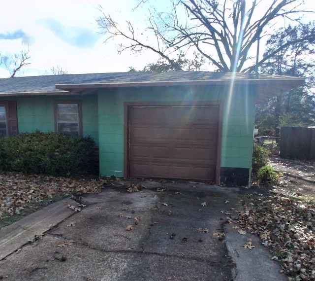 Property photo 02 of 501 W Terrell Avenue, Cooper, TX 75432 | MLS #21147268