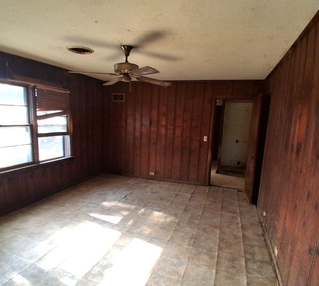 Property photo 03 of 501 W Terrell Avenue, Cooper, TX 75432 | MLS #21147268