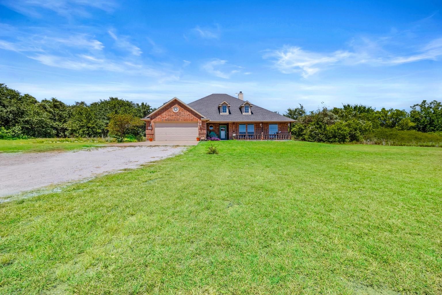 Property photo 01 of 9430 W Highway 199, Poolville, TX 76487 | MLS #21147332