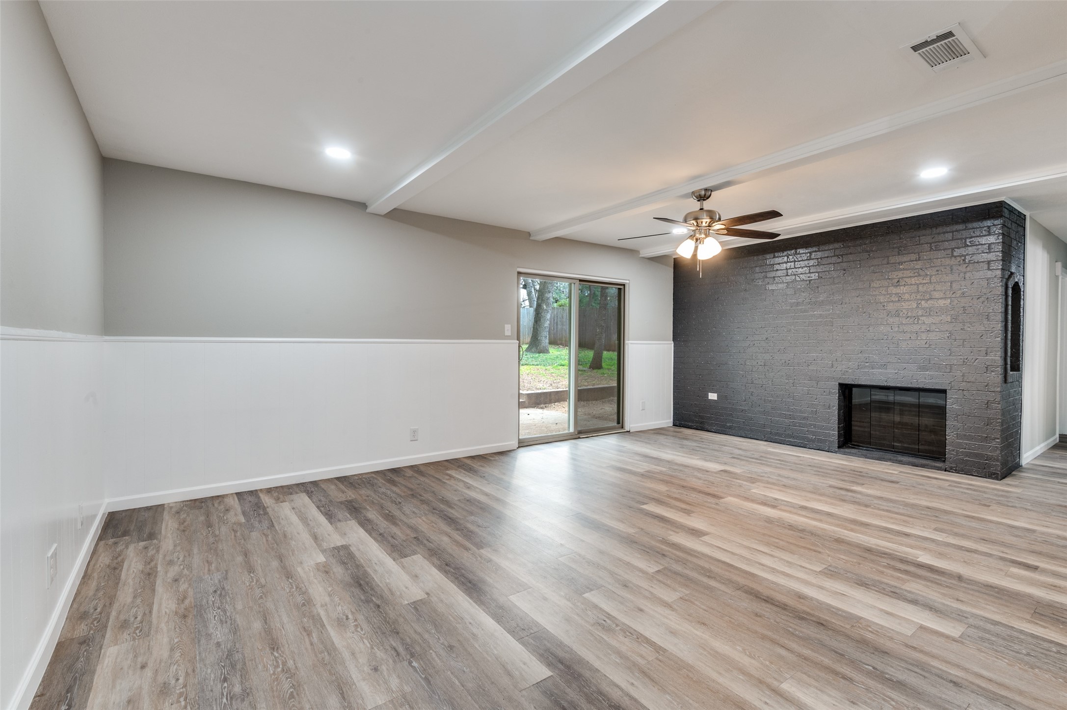 1409 Oxford Street, Arlington, TX, 76013