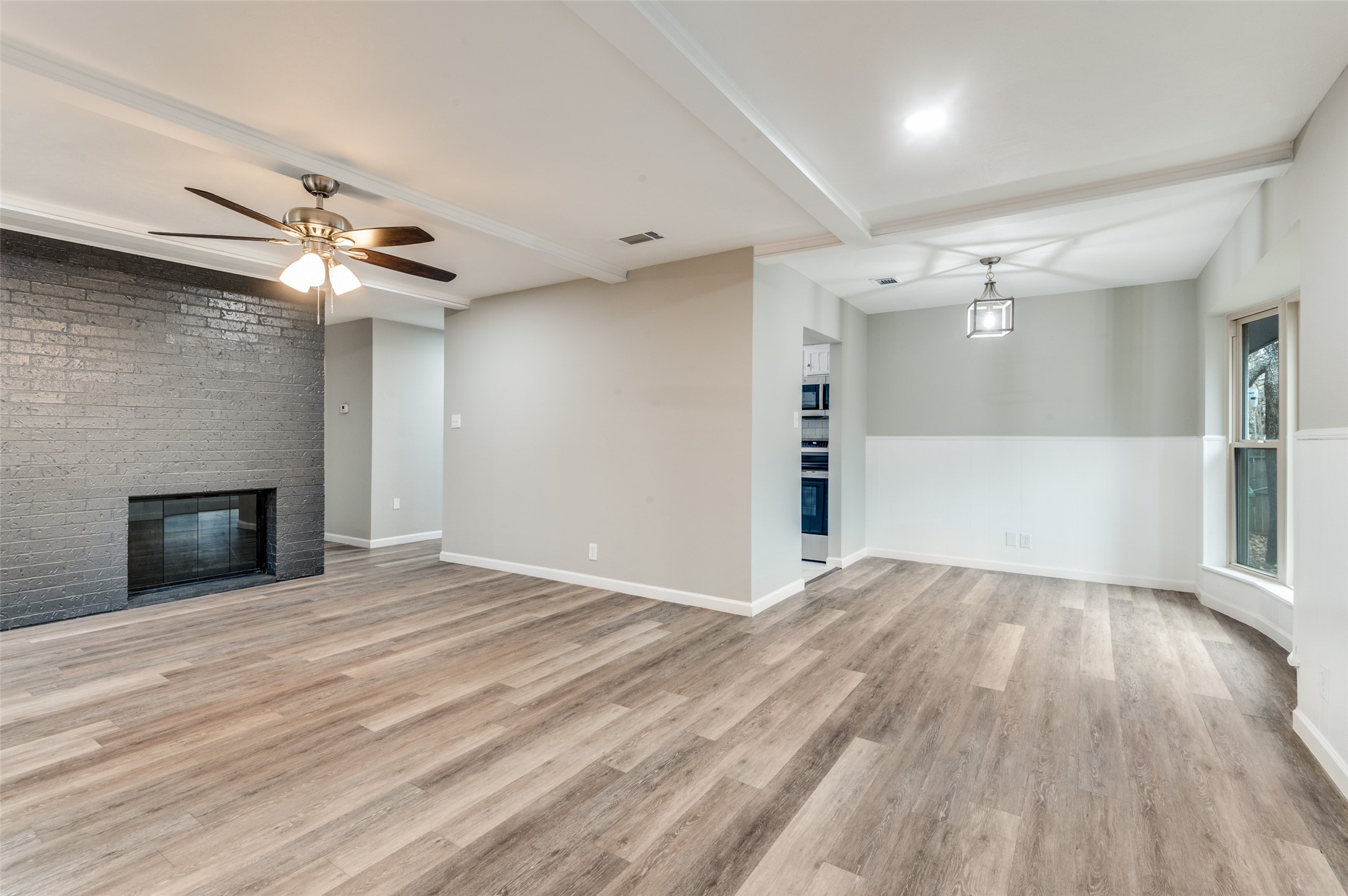 1409 Oxford Street, Arlington, TX, 76013