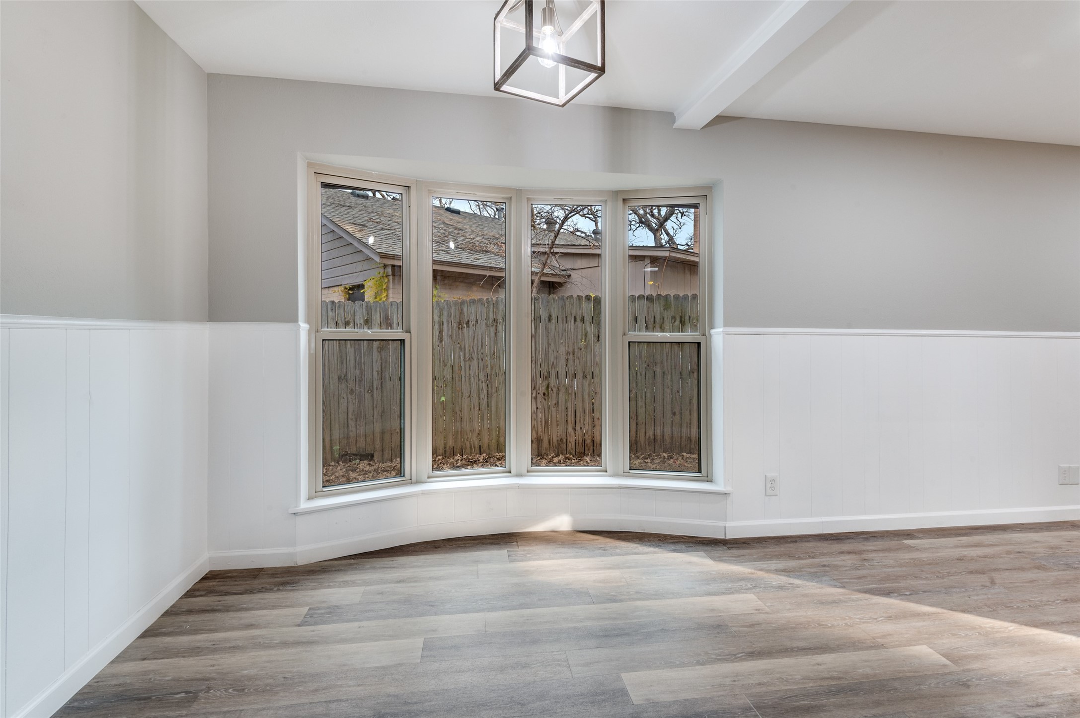 1409 Oxford Street, Arlington, TX, 76013