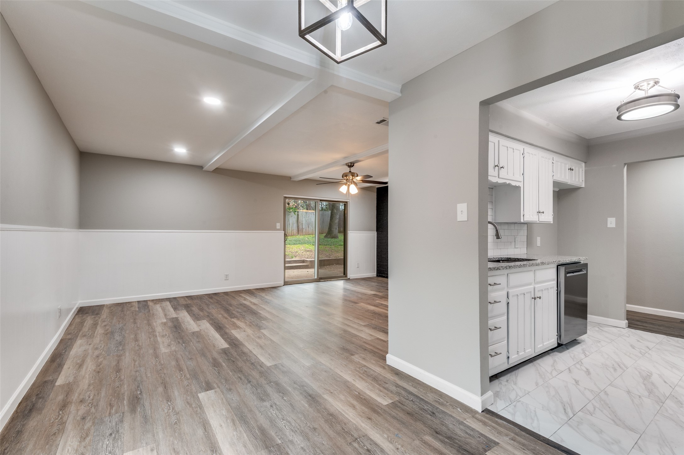 1409 Oxford Street, Arlington, TX, 76013